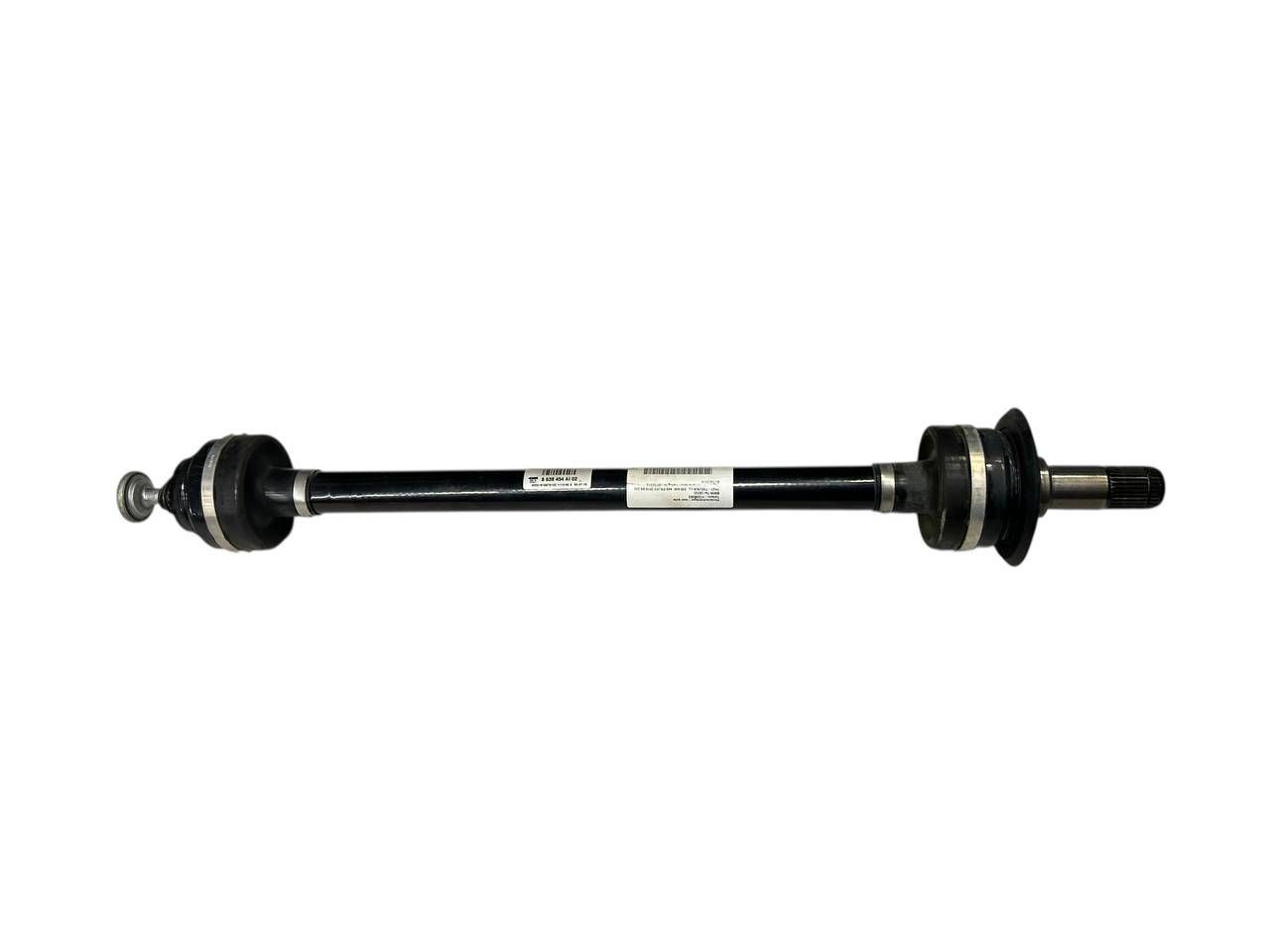 BMW 7 (G11 / G12) Rear driveshaft BMW 7 SERIES Rear driveshaft OEM 33208639454

P...