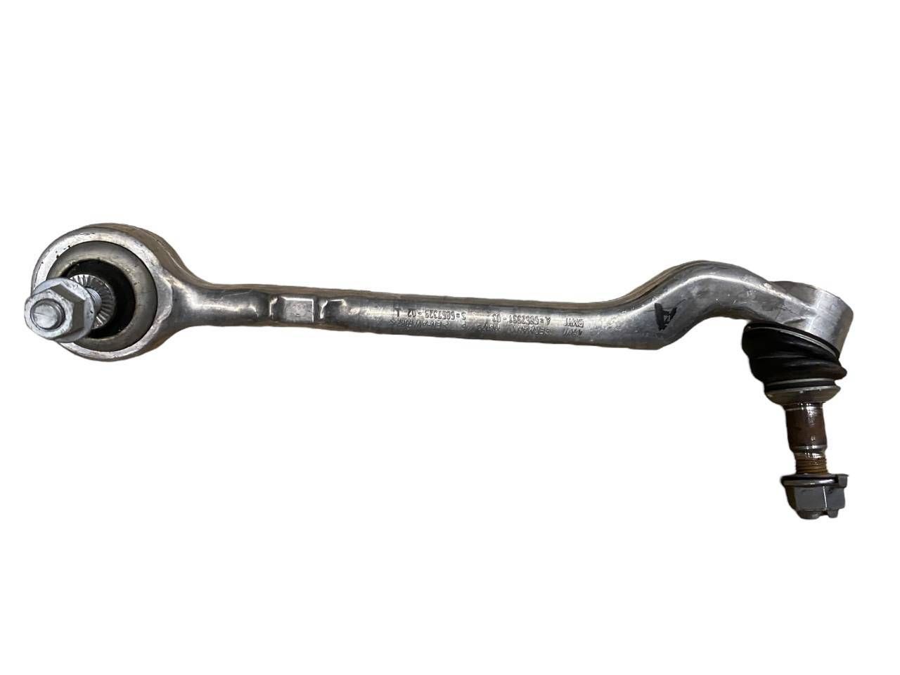 BMW 3 (F30 / F31) Front control arm BMW 3 SERIES Front control arm OEM 31126852991
...