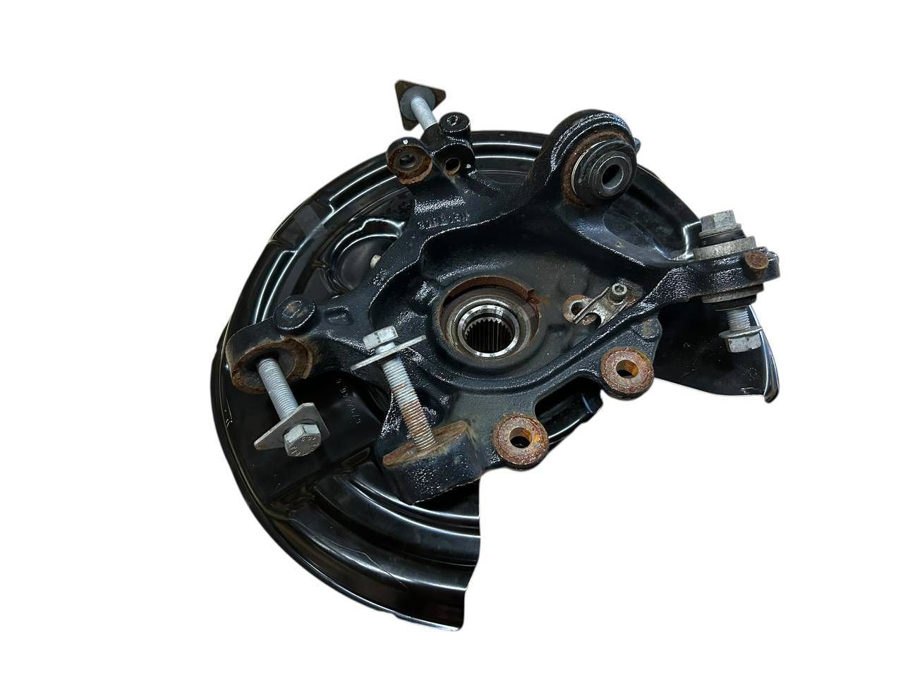 BMW 3 (F30 / F31) Rear wheel hub spindle/knuckle BMW 3 SERIES Rear wheel hub spindle/knuckle OEM...