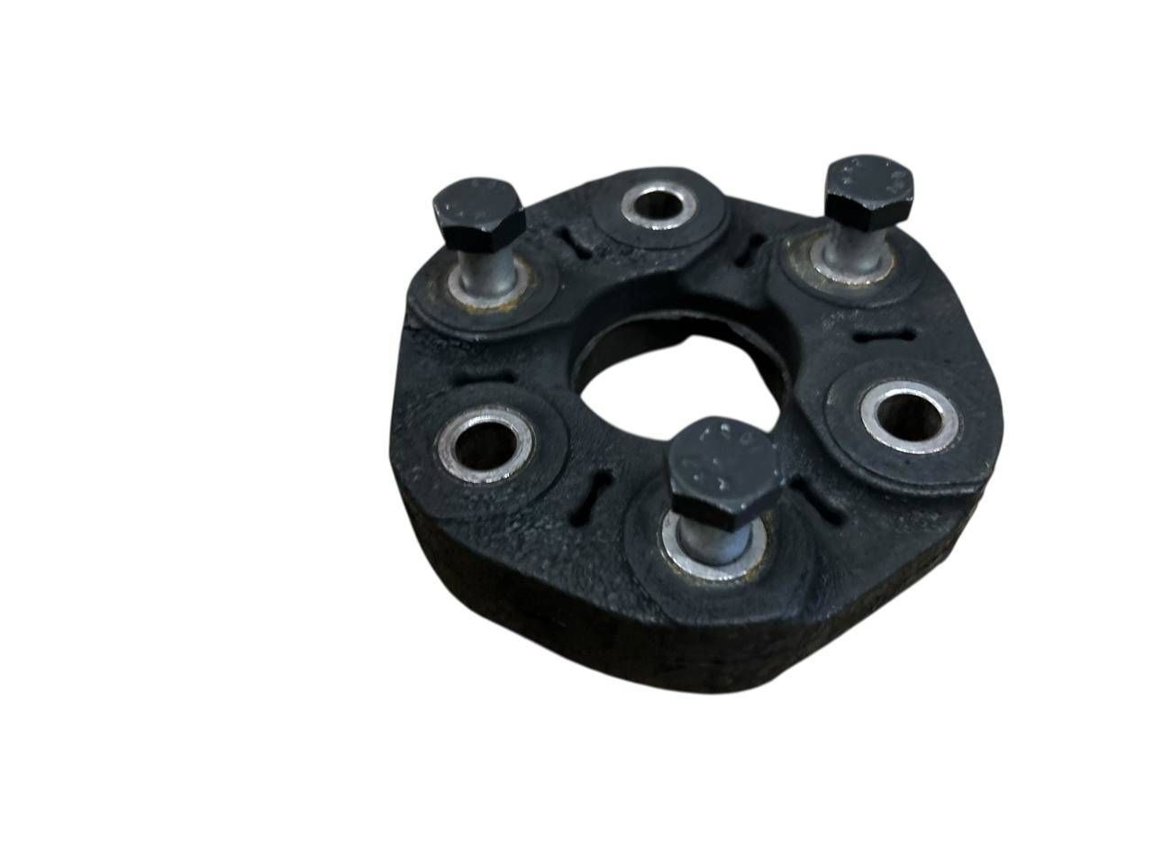 BMW 3 (F30 / F31) Rear prop shaft donut coupling/joint BMW 3 SERIES Rear prop shaft donut coupling/joi...