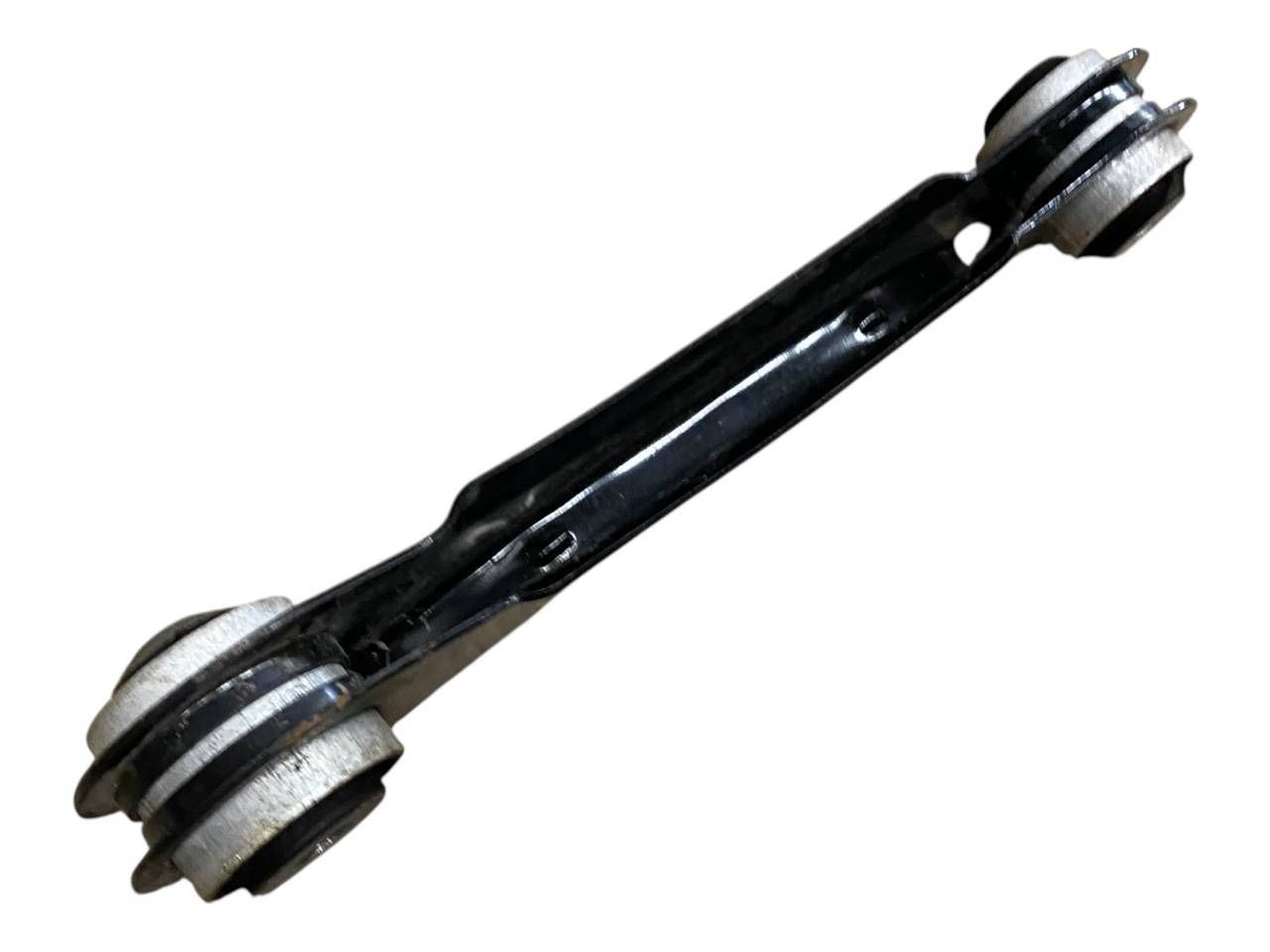 BMW 3 (F30 / F31) Rear control arm BMW 3 SERIES Rear control arm OEM 33326792540

...