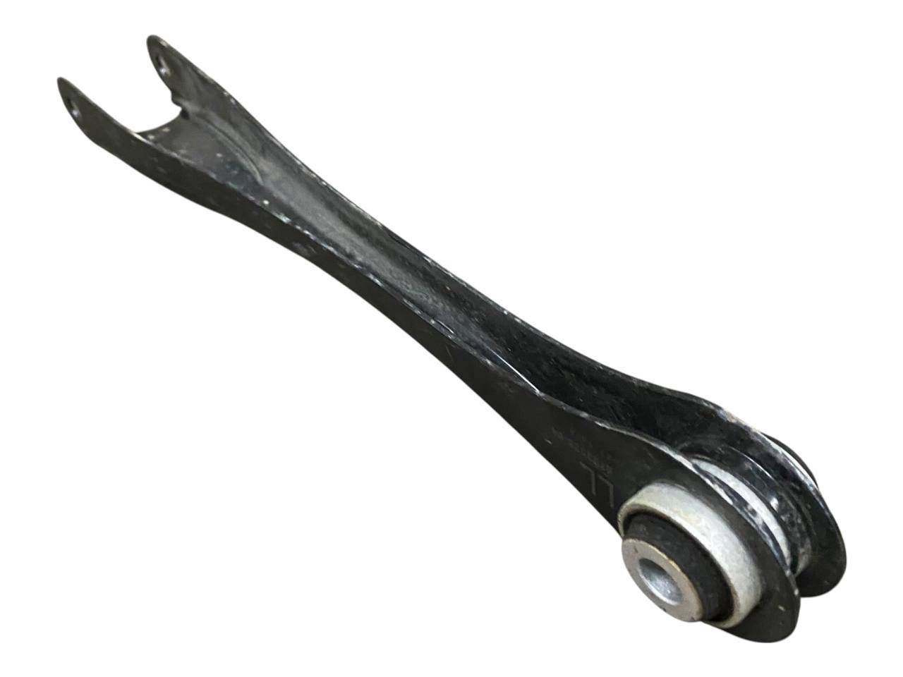 BMW 3 (F30 / F31) Rear control arm BMW 3 SERIES Rear control arm OEM 33326792525

...
