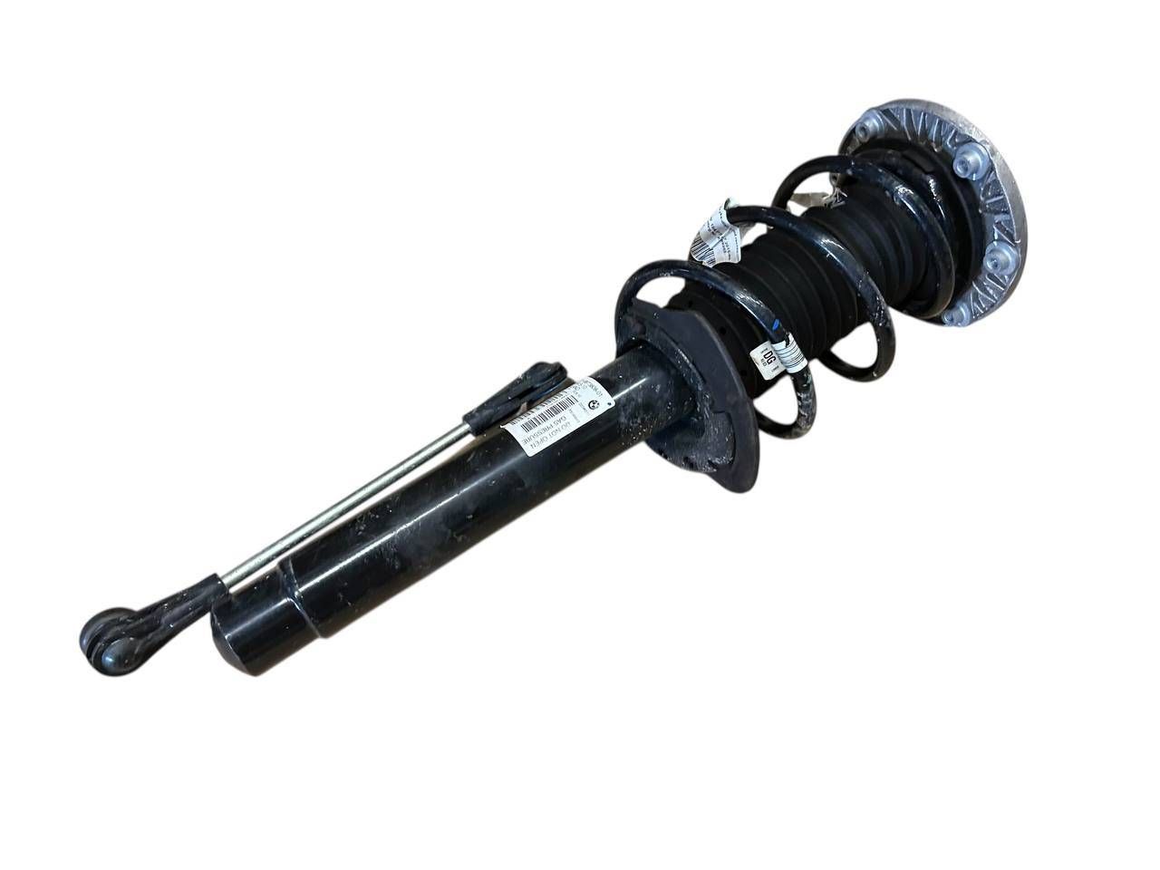 BMW 3 (F30 / F31) Front shock absorber with coil spring BMW 3 SERIES Front shock absorber with coil spr...