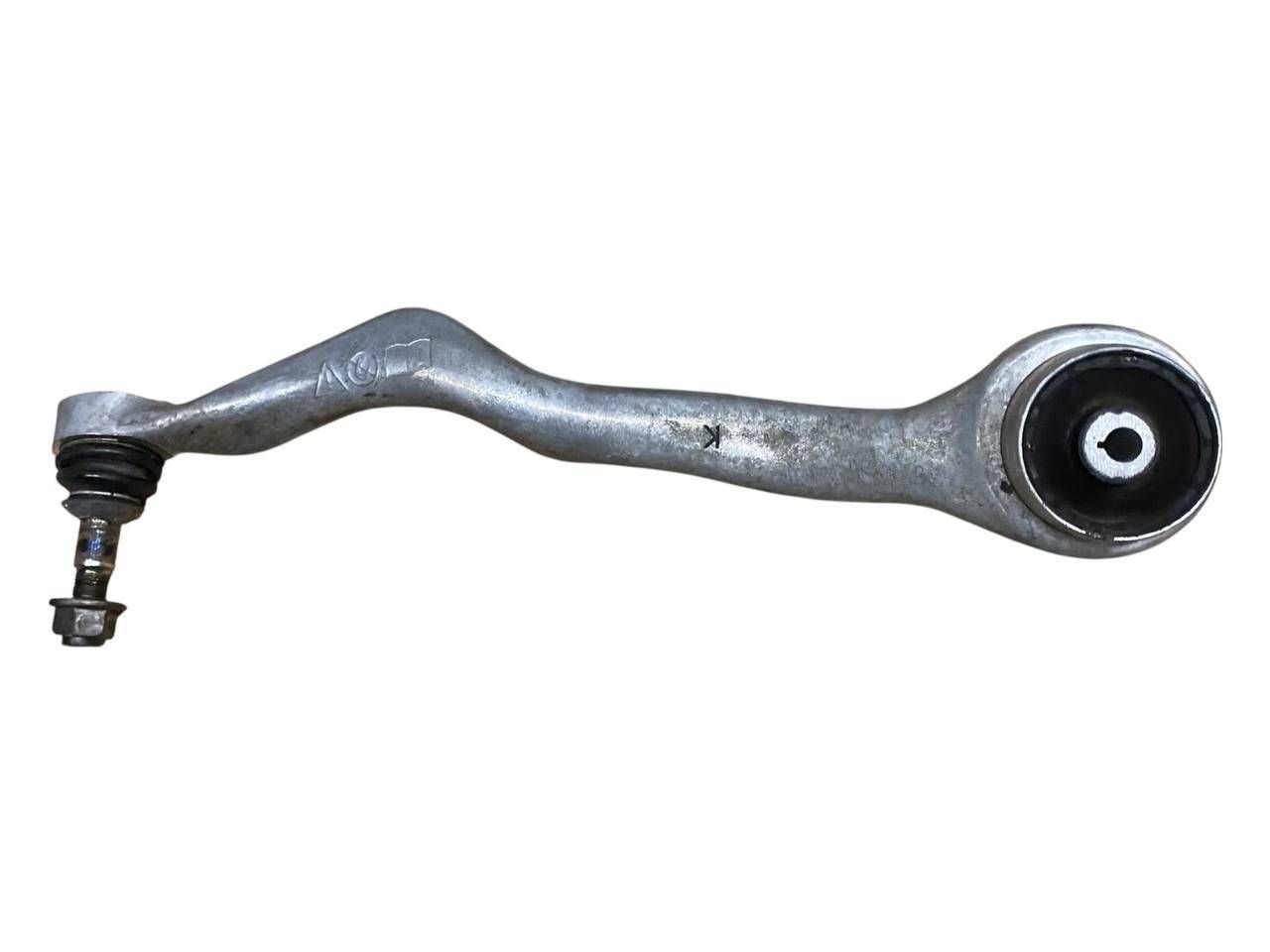BMW 3 (F30 / F31) Front control arm BMW 3 SERIES Front control arm OEM 31126851260
...