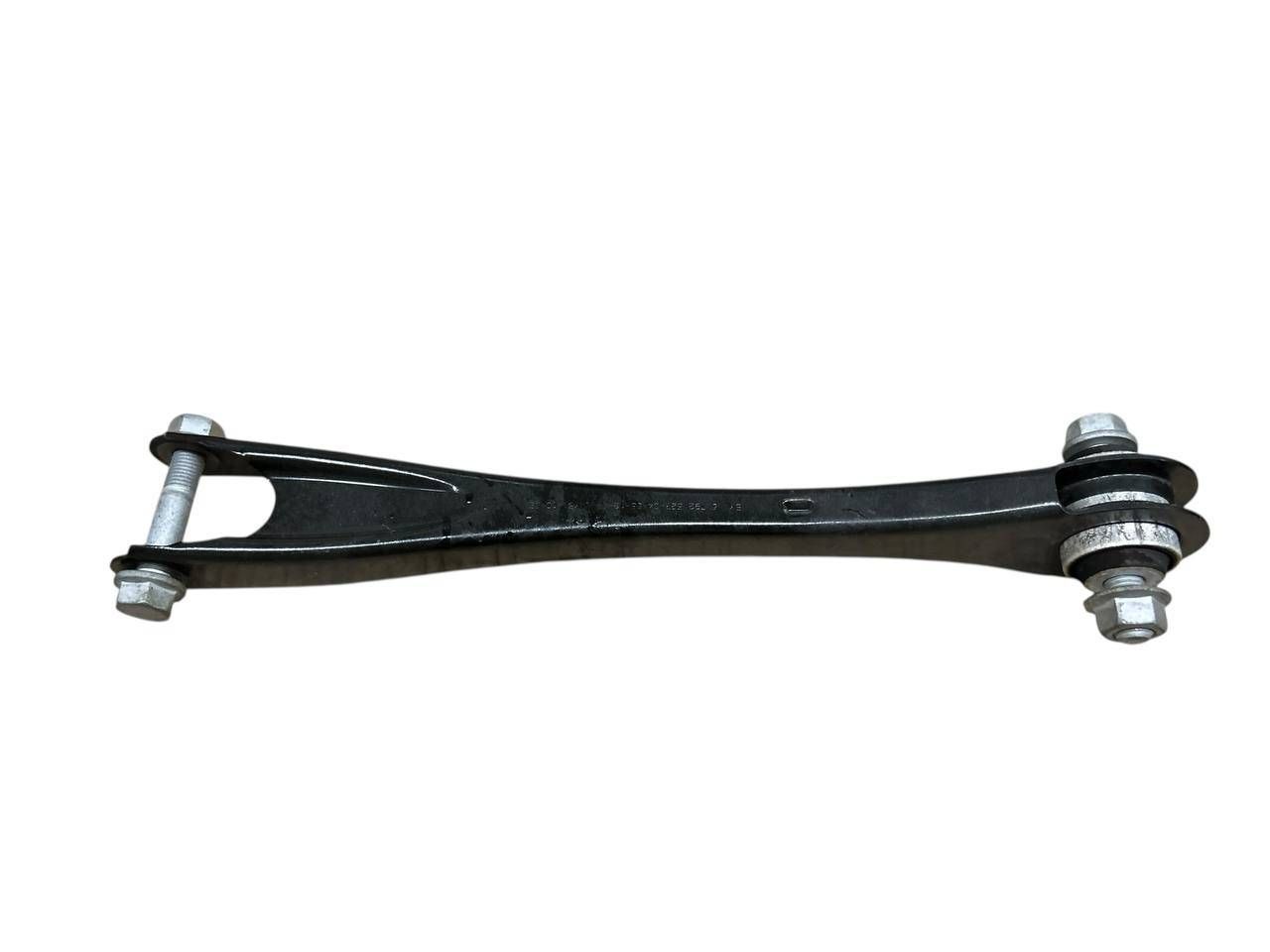 BMW 3 (F30 / F31) Rear control arm BMW 3 SERIES Rear control arm OEM 33326792525

...