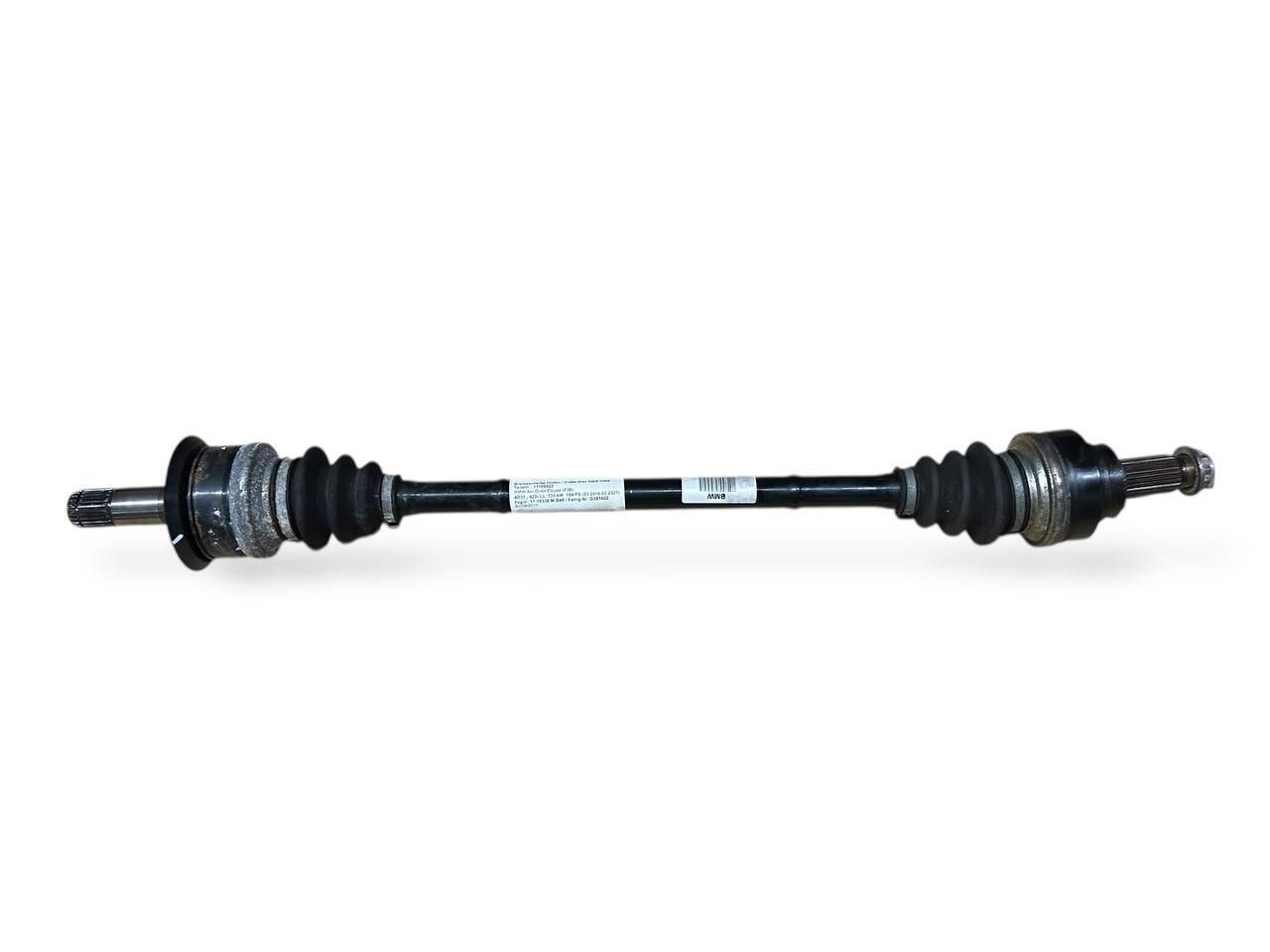 BMW 3 (F30 / F31) Rear driveshaft BMW 3 SERIES Rear driveshaft OEM 33207597674

P...