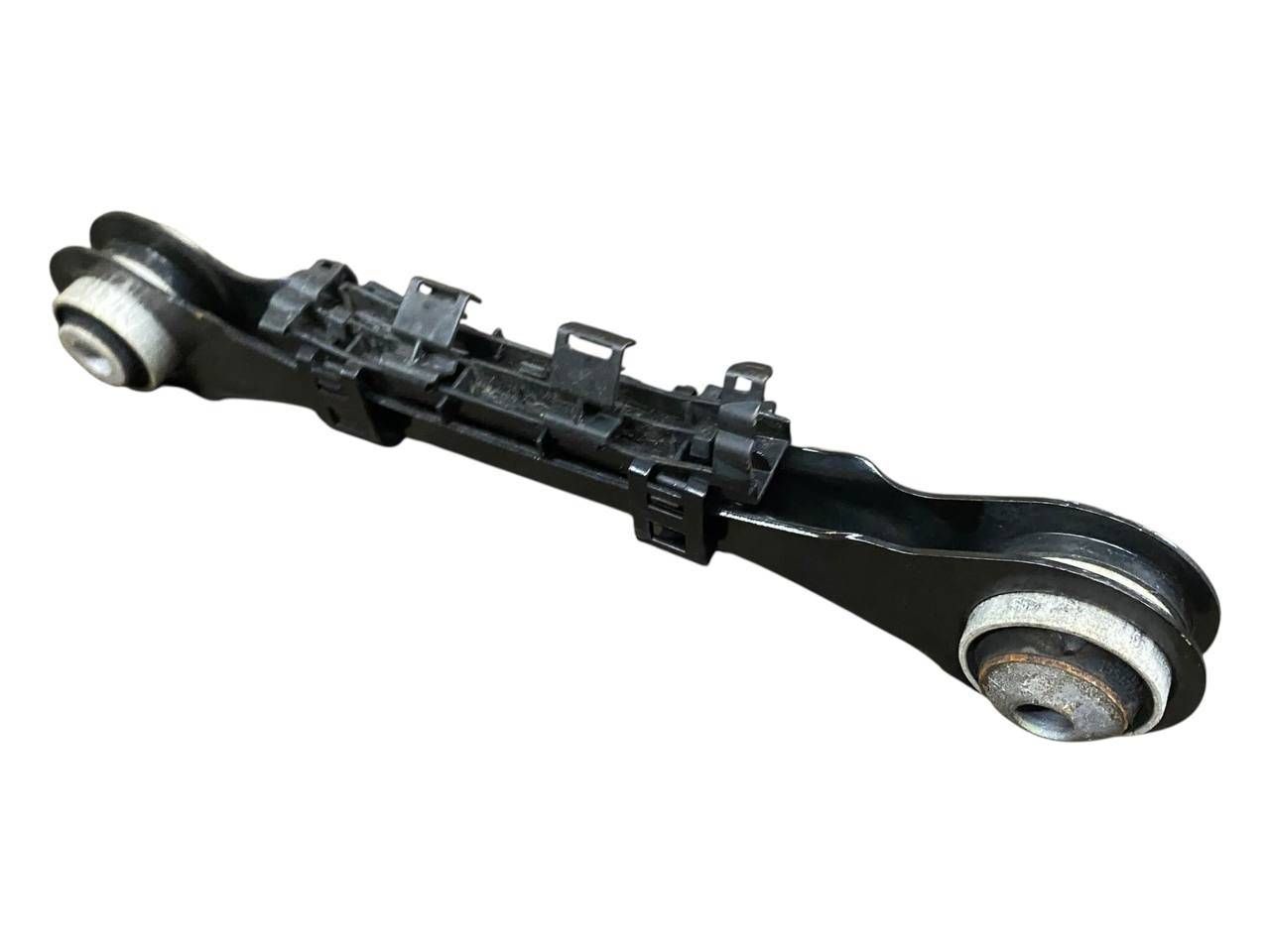 BMW 3 (F30 / F31) Rear control arm BMW 3 SERIES Rear control arm OEM 33326792543

...