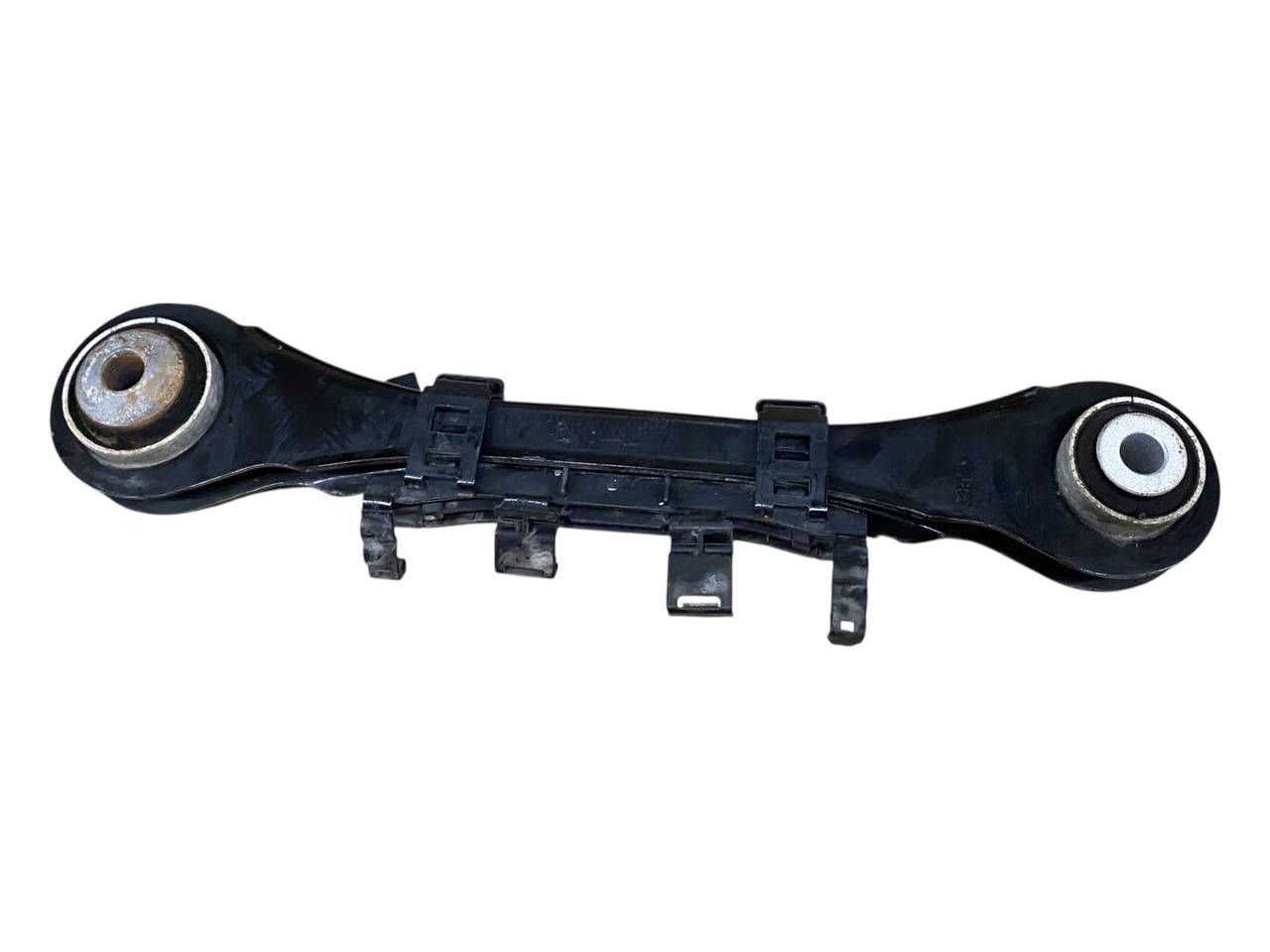 BMW 3 (F30 / F31) Rear control arm BMW 3 SERIES Rear control arm OEM 33326792543

...
