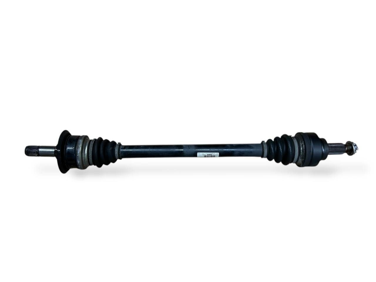 BMW 3 (F30 / F31) Rear driveshaft BMW 3 SERIES Rear driveshaft OEM 33207597678

P...