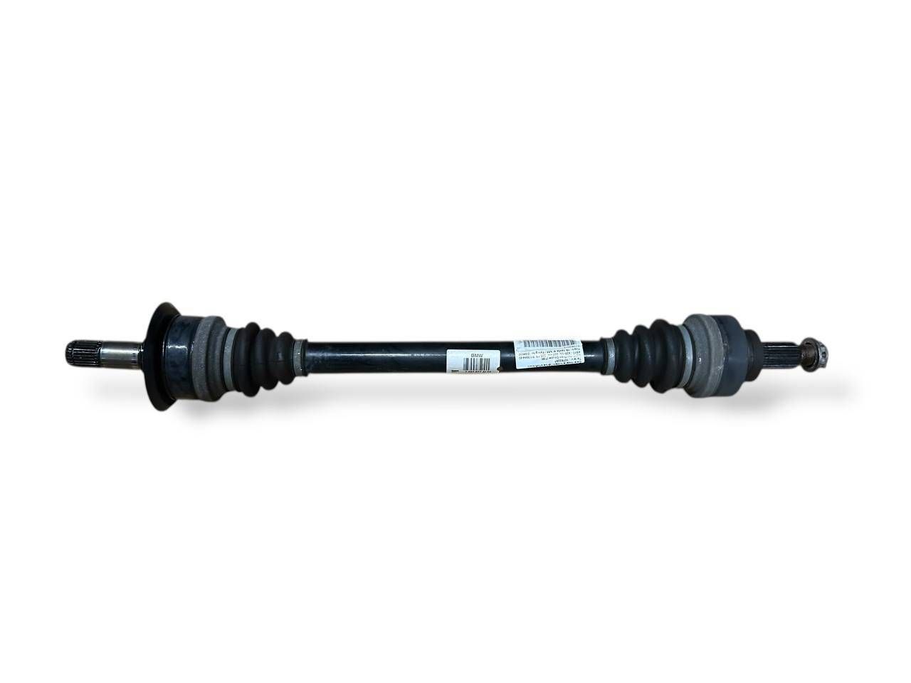 BMW 3 (F30 / F31) Rear driveshaft BMW 3 SERIES Rear driveshaft OEM 33207597677

P...