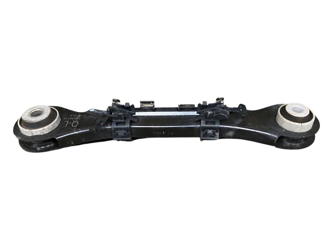 BMW 3 (F30 / F31) Rear control arm BMW 3 SERIES Rear control arm OEM 33326792543

...