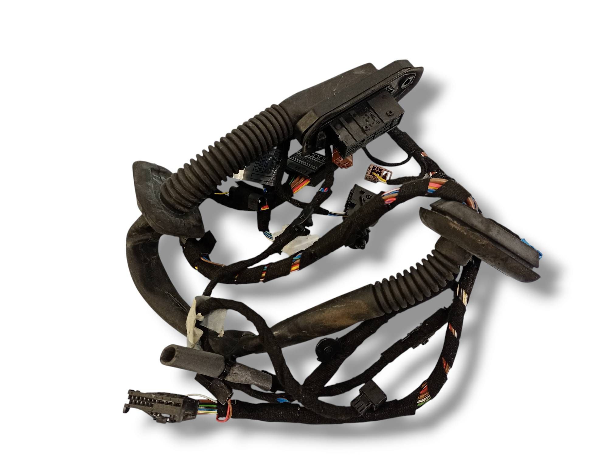 BMW 7 (E65 / E66 / E67 / E68) Rear door wiring loom BMW 7 SERIES Rear door wiring loom OEM 6969645
...