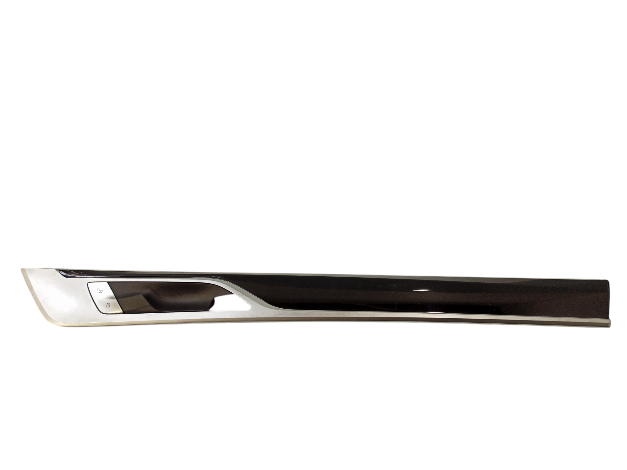 BMW 7 (G11 / G12) Front door trim bar BMW 7 SERIES Front door trim bar OEM 7991650

P...