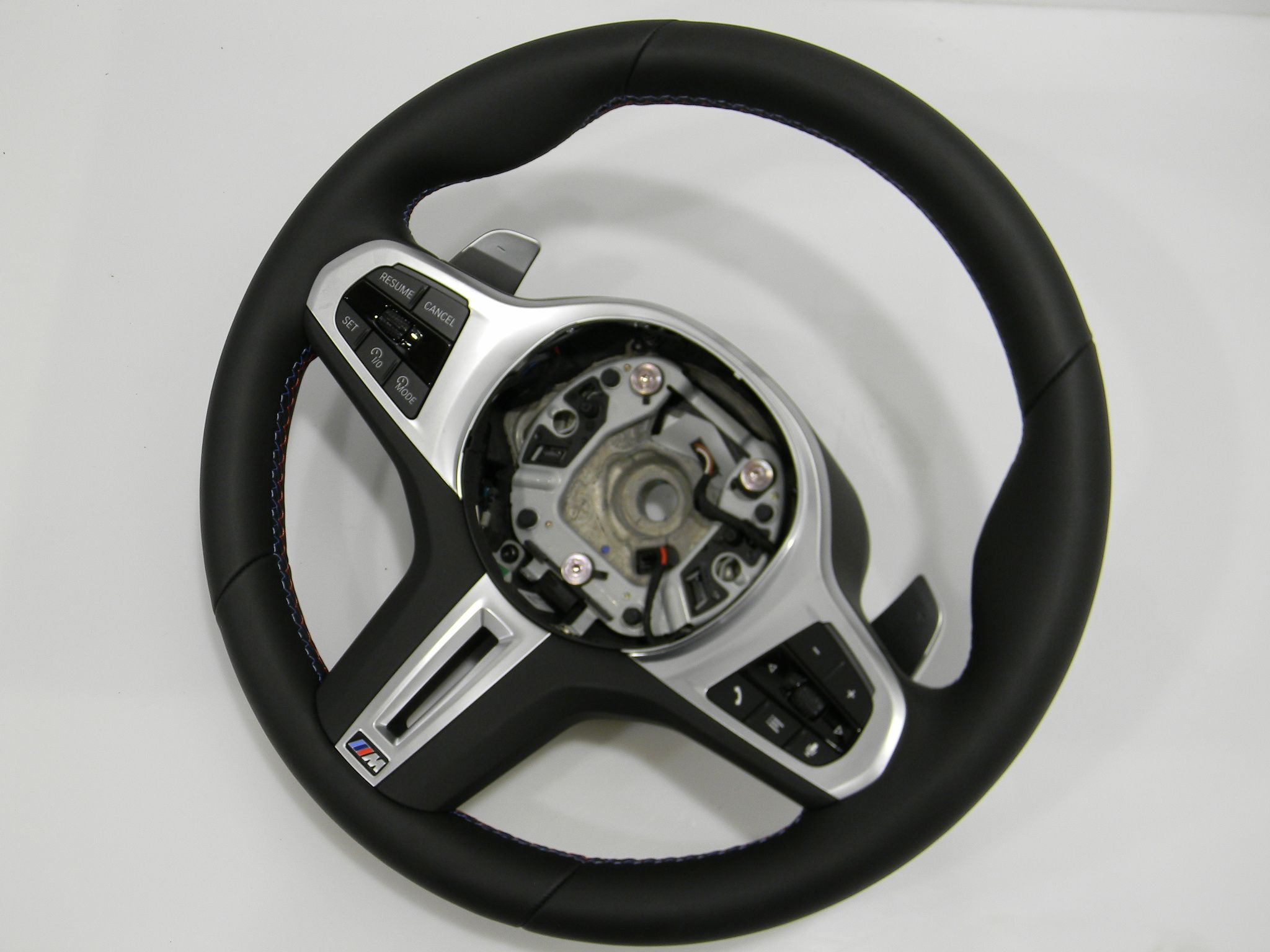 BMW X5 (G05) steering wheel BMW X5 Steering Wheel OEM 32307887217

Part cod...