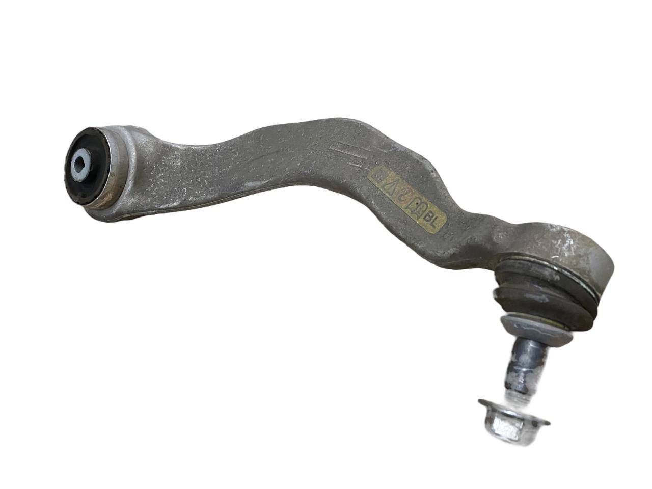 BMW 7 (G11 / G12) Front control arm BMW 7 SERIES Front control arm OEM 6861157

Par...