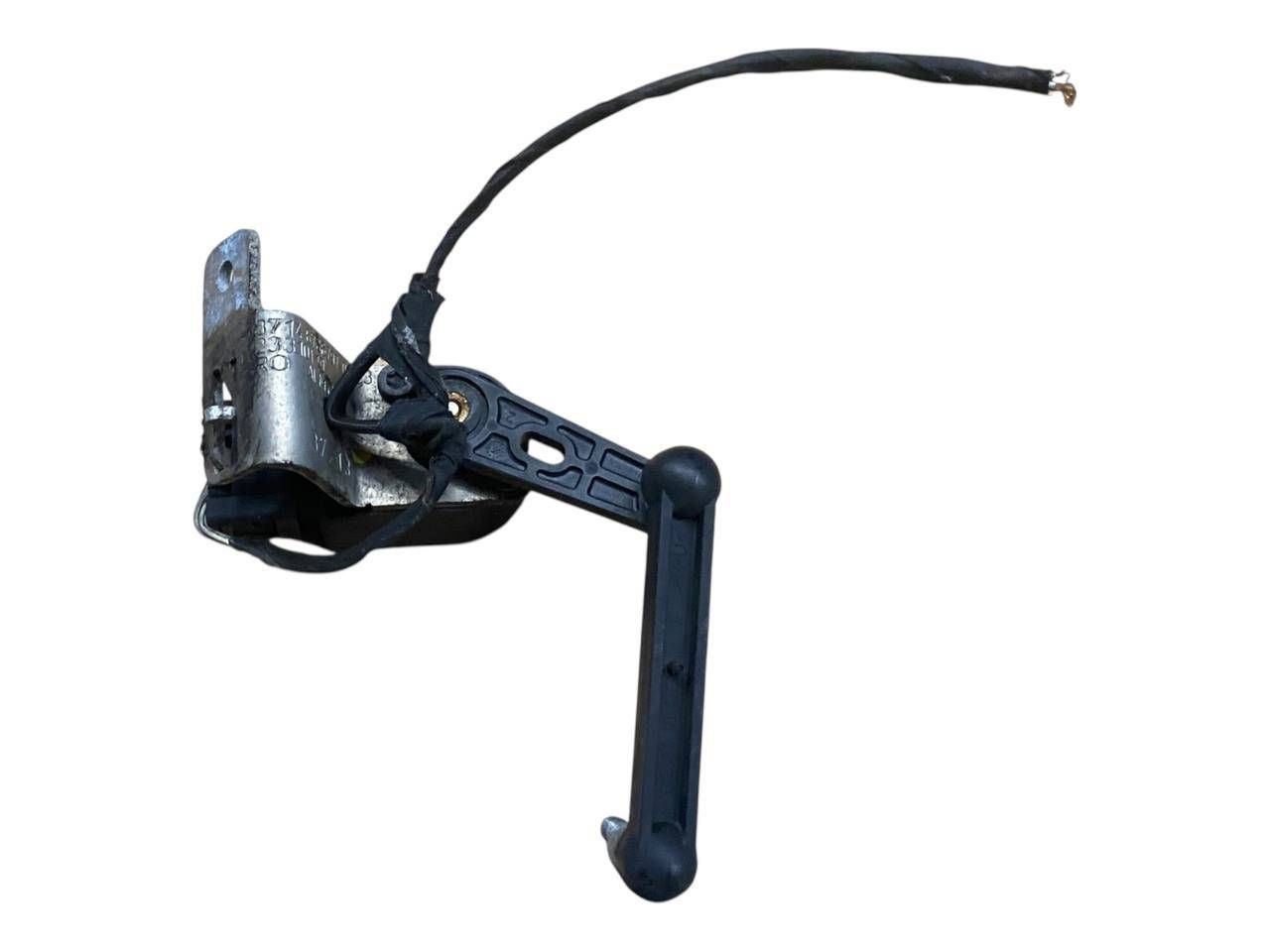 BMW 5 (F10 / F11) Rear air suspension level height sensor BMW 5 SERIES Rear air suspension level height s...