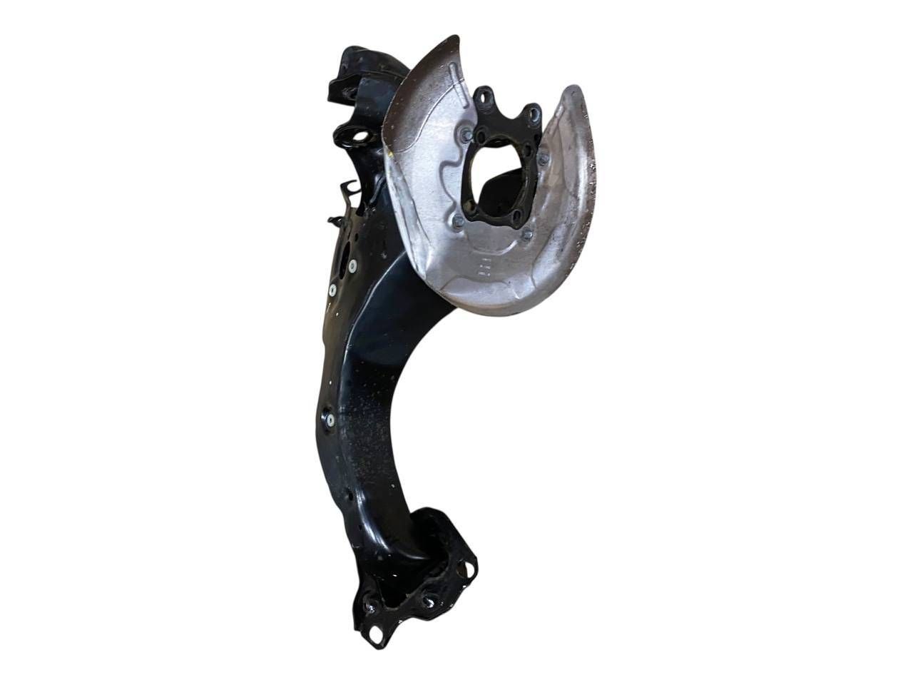 BMW 2 (F22 / F23) Rear wheel hub spindle/knuckle BMW 2 SERIES Rear wheel hub spindle/knuckle OEM...