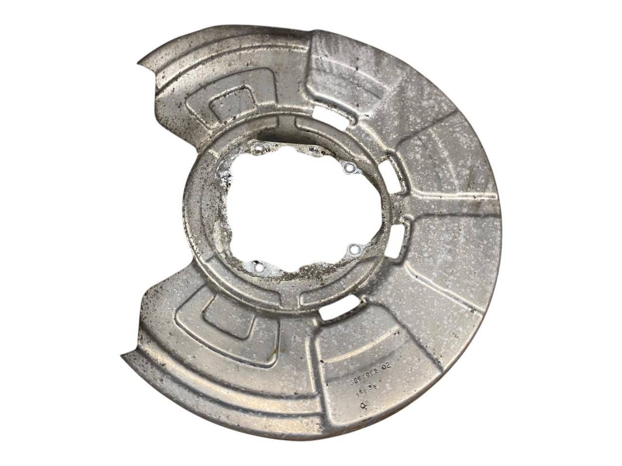 BMW X5 (F15) Rear brake disc plate dust cover BMW X5 Rear brake disc plate dust cover OEM 0C8...