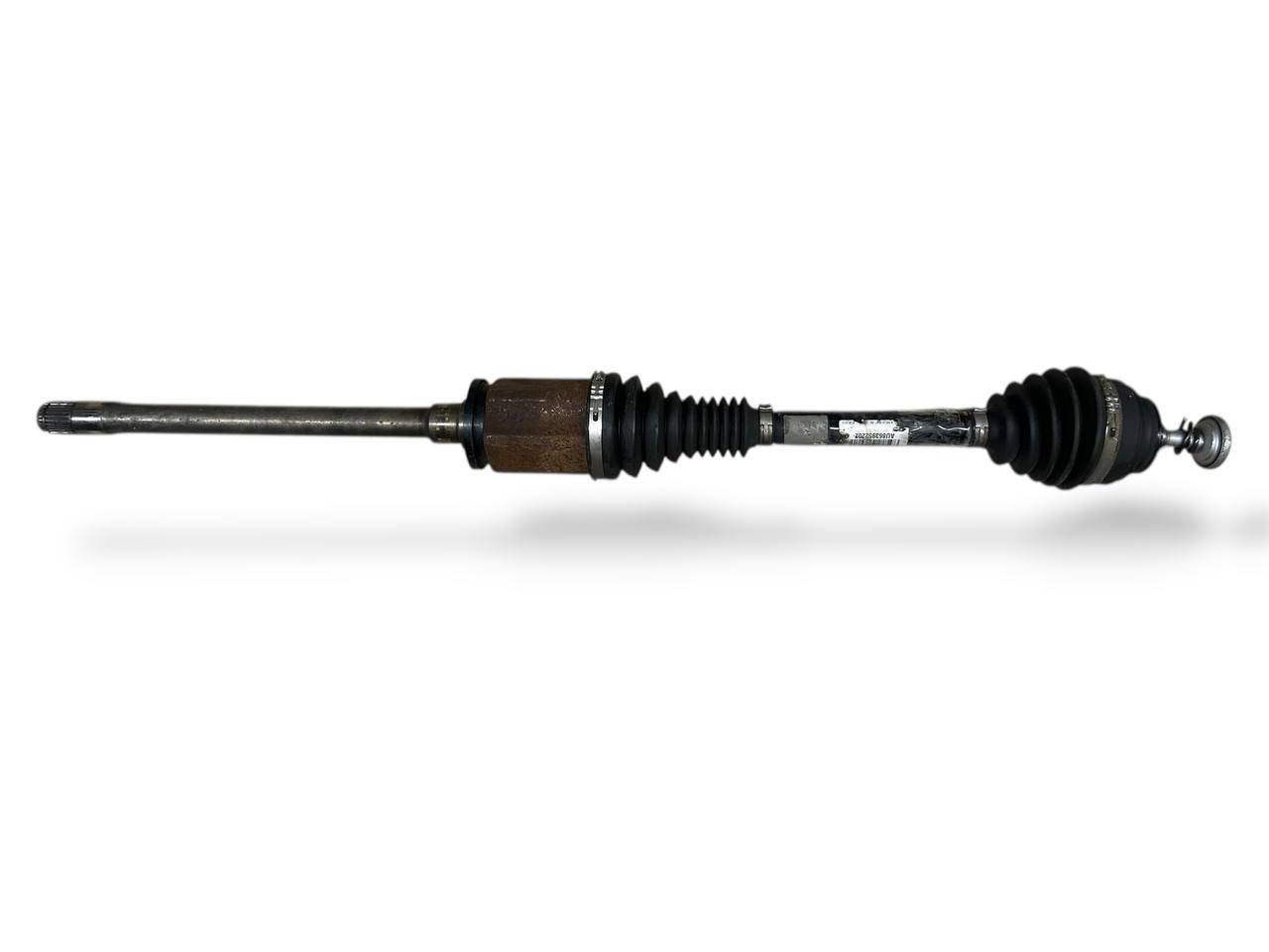 BMW 7 (G11 / G12) Front driveshaft BMW 7 SERIES Front driveshaft OEM 8639522

Part...
