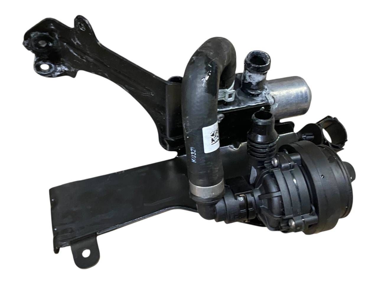 BMW 3 (G20 / G21) Electric auxiliary coolant/water pump BMW 3 SERIES Electric auxiliary coolant/water p...