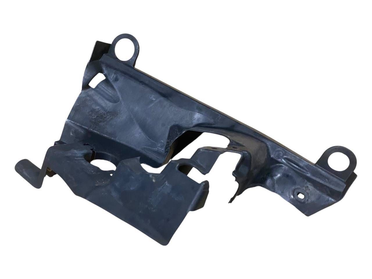 BMW 5 (F10 / F11) Engine splash shield/under tray BMW 5 SERIES Engine splash shield/under tray OE...