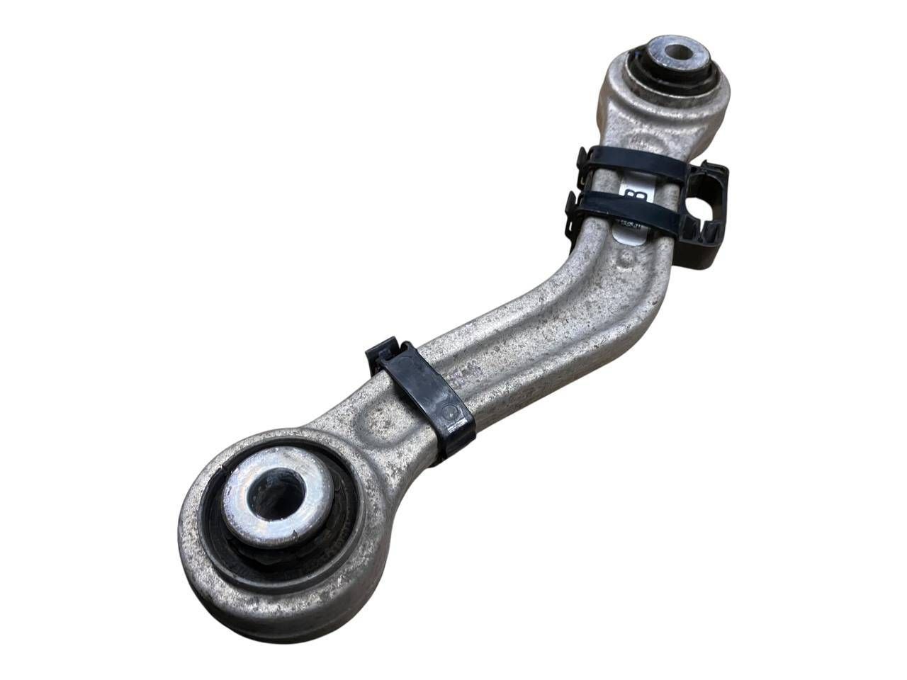 BMW 5 (F10 / F11) Rear control arm BMW 5 SERIES Rear control arm OEM 33324069469

...