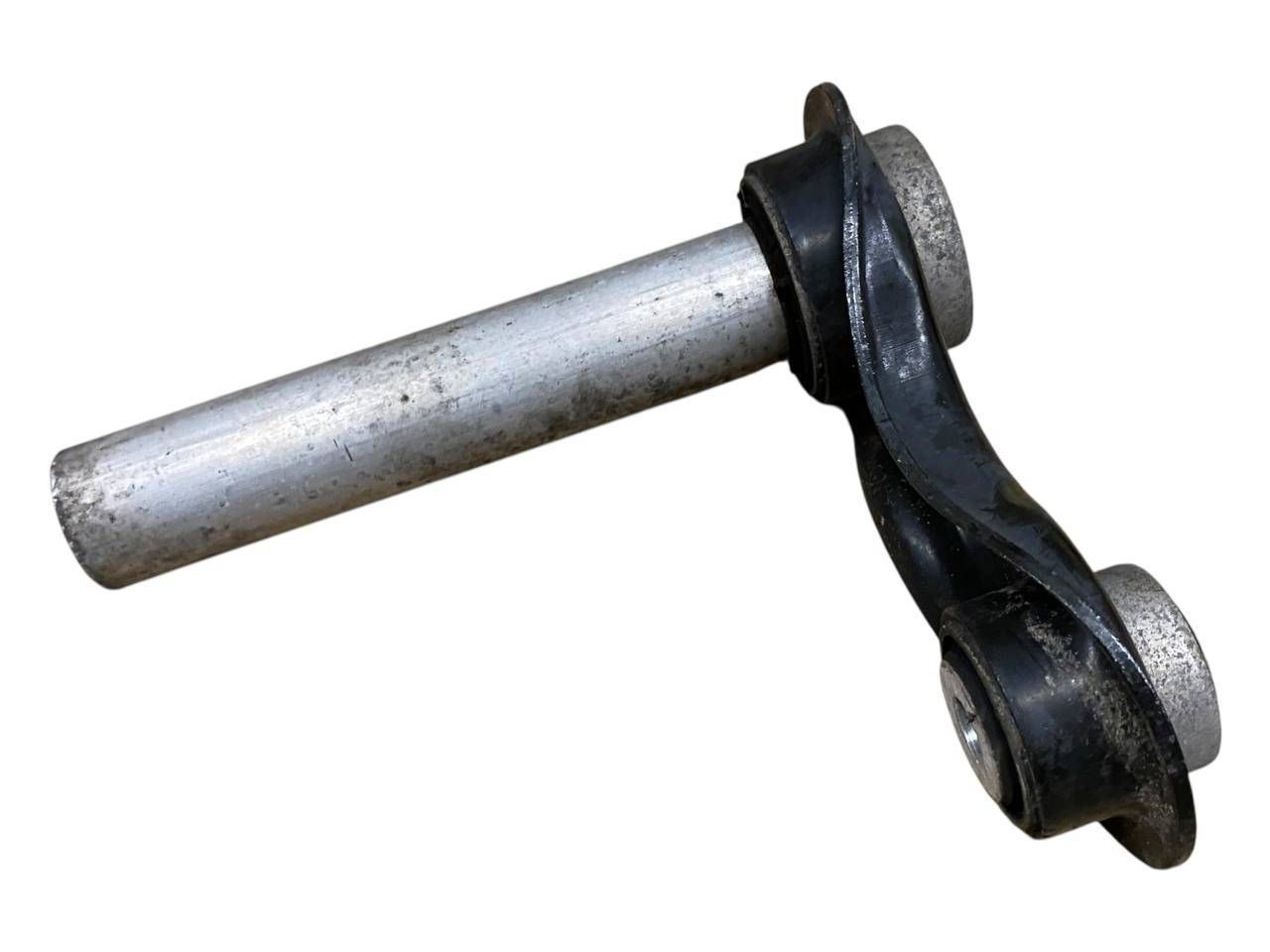 BMW X6 (E71 / E72) Rear control arm BMW X6 Rear control arm OEM 0C87847

Part codes...