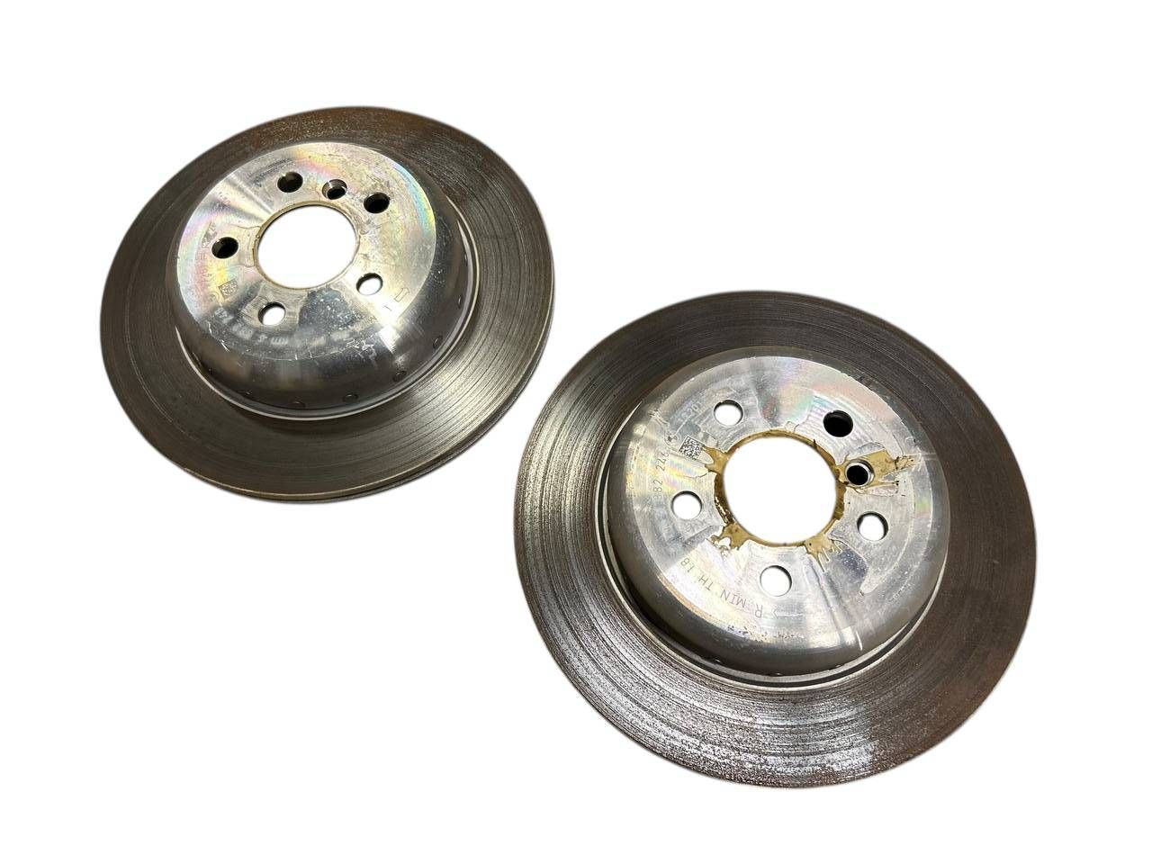 BMW 3 (G20 / G21) Rear brake disc BMW 3 SERIES Rear brake disc OEM 34216860923

P...