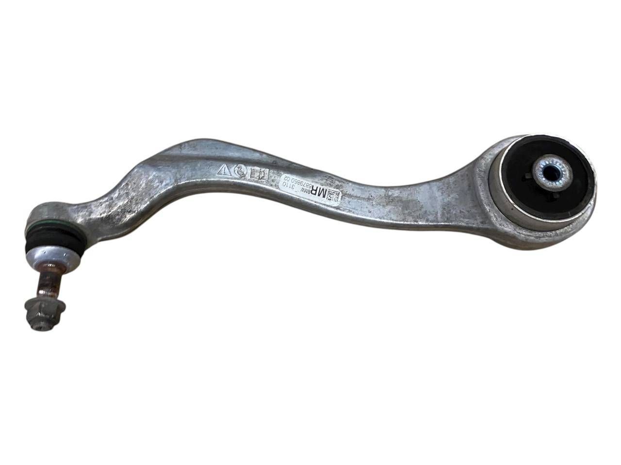 BMW 3 (G20 / G21) Front control arm BMW 3 SERIES Front control arm OEM 6879850

Par...