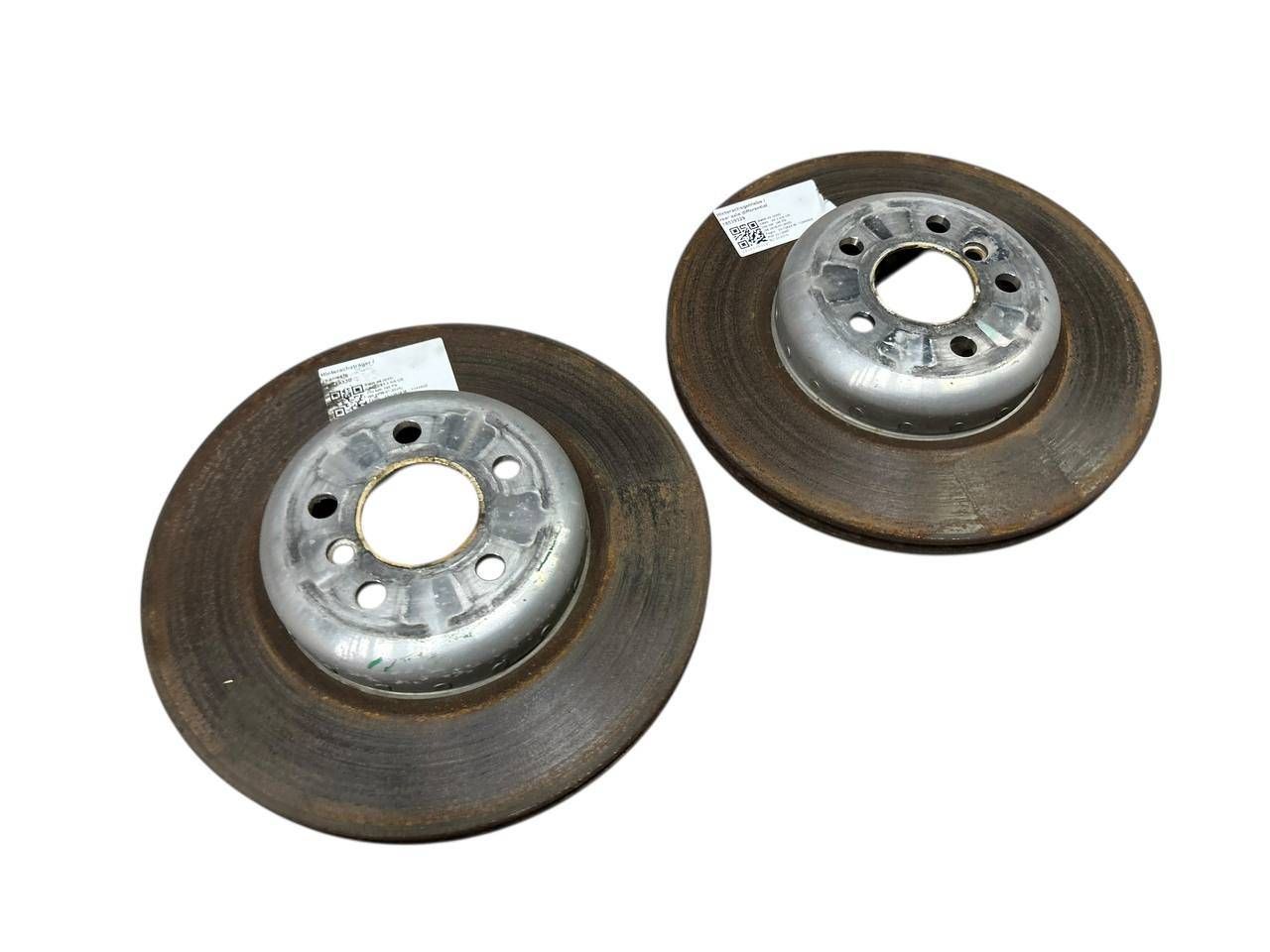 BMW 3 (G20 / G21) Front brake disc BMW 3 SERIES Front brake disc OEM 34108858705

...