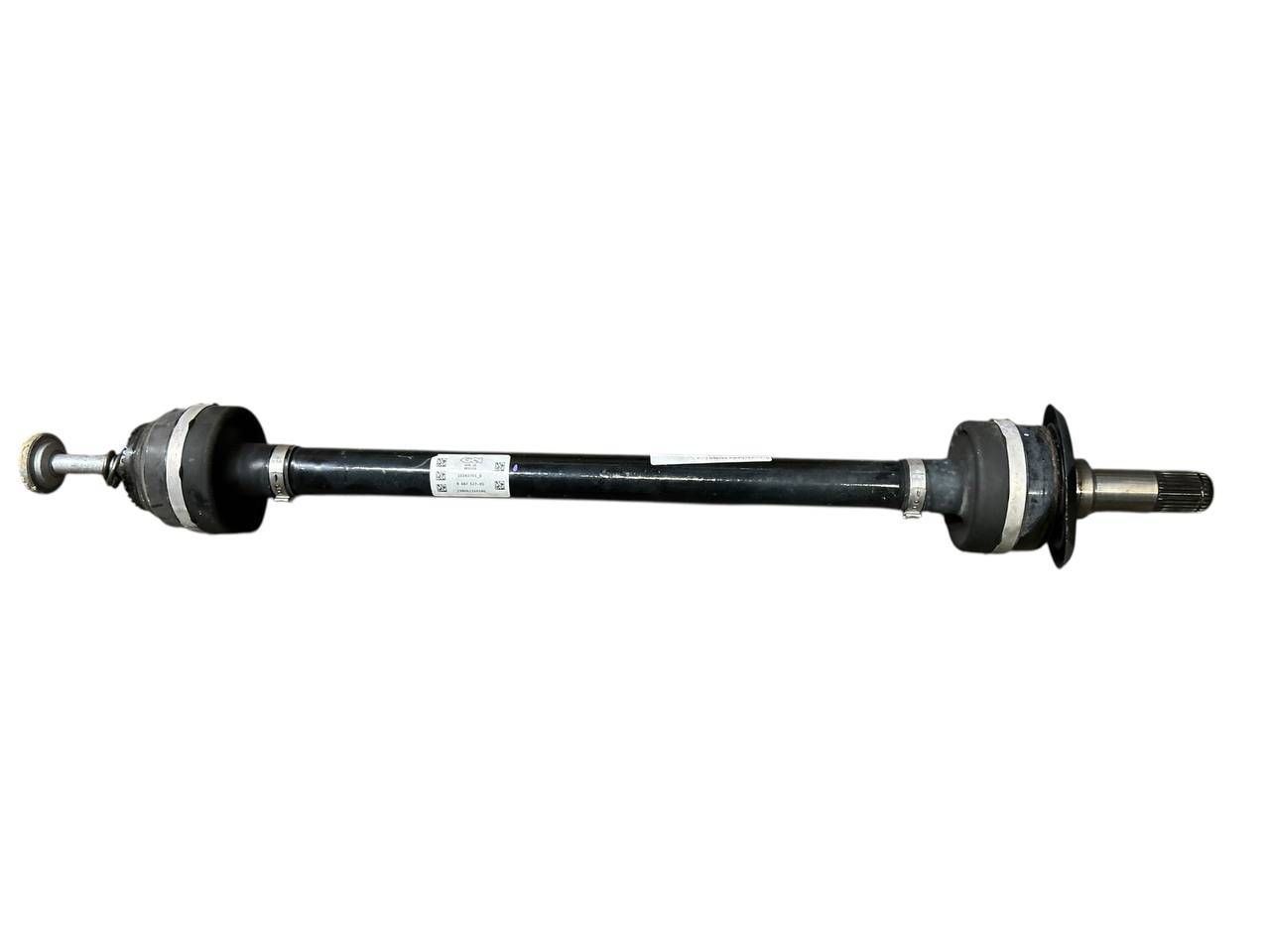 BMW X5 (G05) Rear driveshaft BMW X5 Rear driveshaft OEM 8487527

Part codes:...