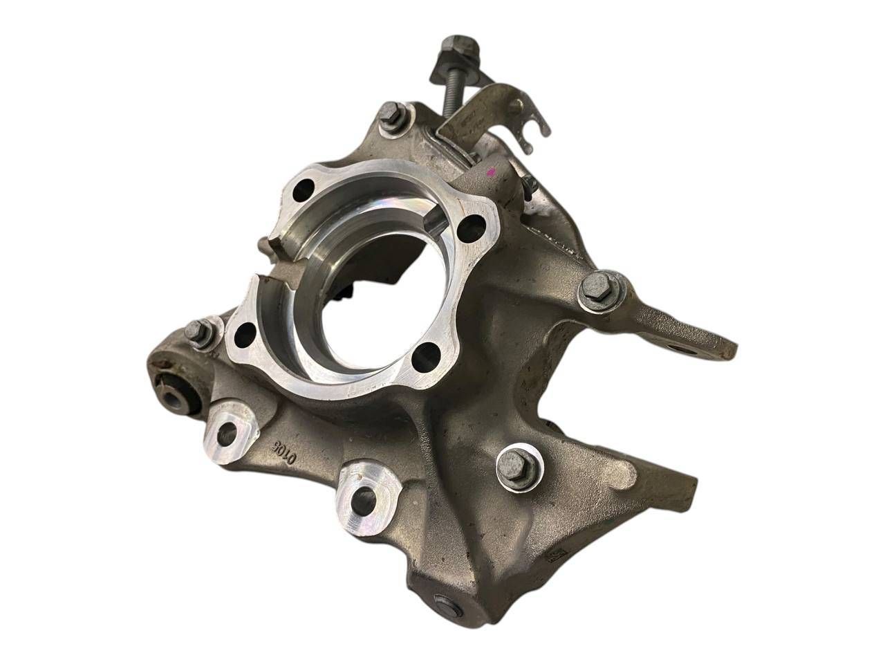 BMW 3 (G20 / G21) Rear wheel hub spindle/knuckle BMW 3 SERIES Rear wheel hub spindle/knuckle OEM...
