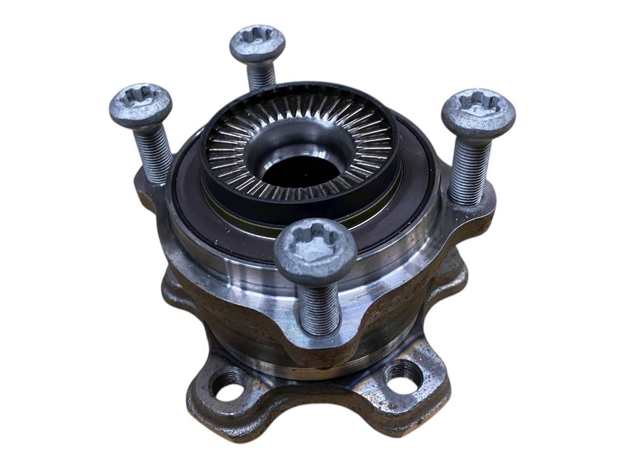 BMW X5 (G05) Rear wheel ball bearing BMW X5 Rear wheel ball bearing OEM 31206864572
...