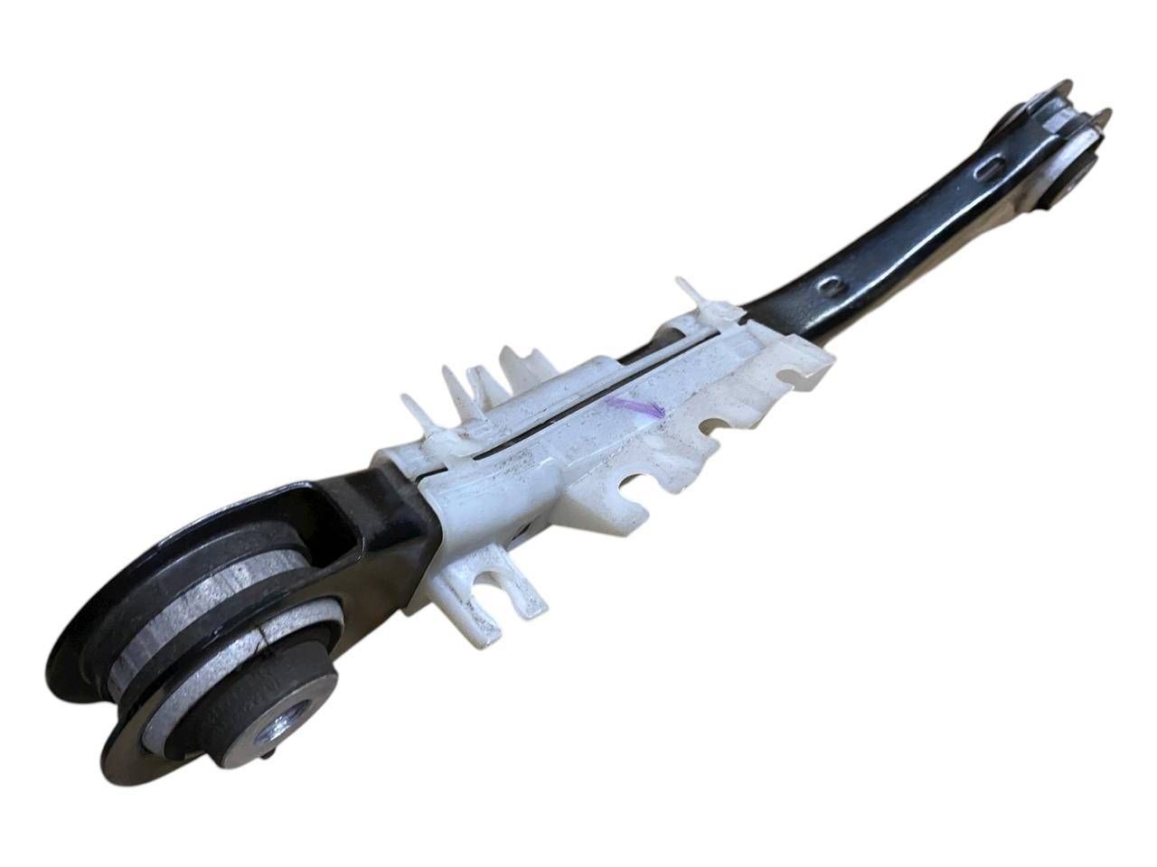 BMW X7 (G07) Rear control arm BMW X7 Rear control arm OEM 6878029

Part codes...
