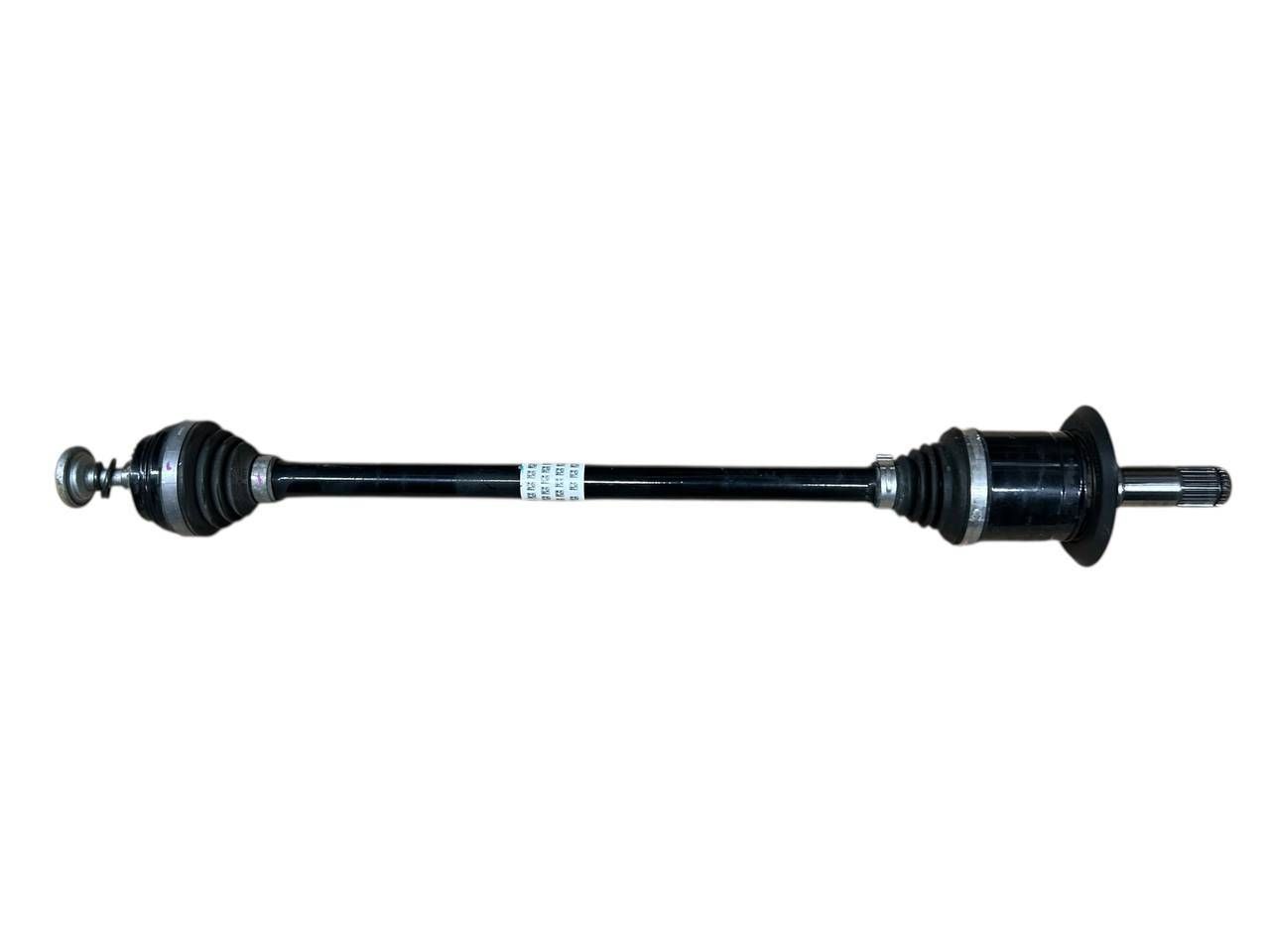 BMW 4 (G22 / G23 / G26)  Rear driveshaft BMW 4 SERIES Rear driveshaft OEM 8482604

Part ...