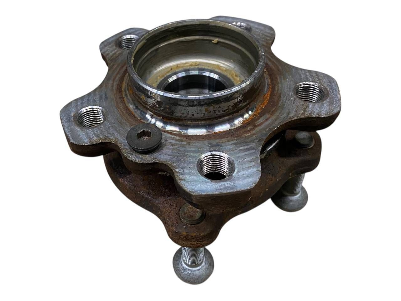 BMW 3 (G20 / G21) Rear wheel ball bearing BMW 3 SERIES Rear wheel ball bearing OEM 240865...