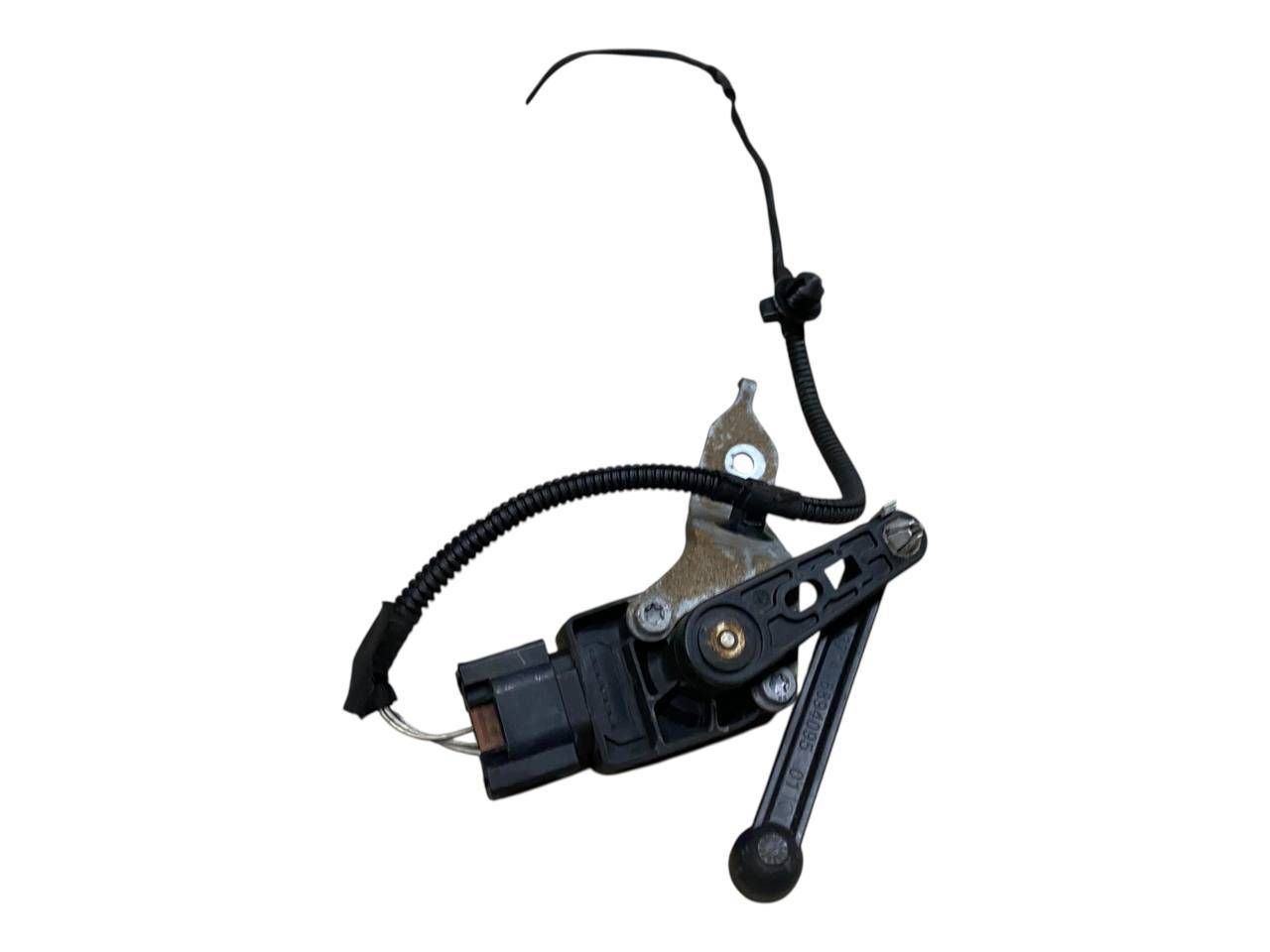 BMW 1 (F20 / F21) Rear air suspension level height sensor BMW 1 SERIES Rear air suspension level height s...