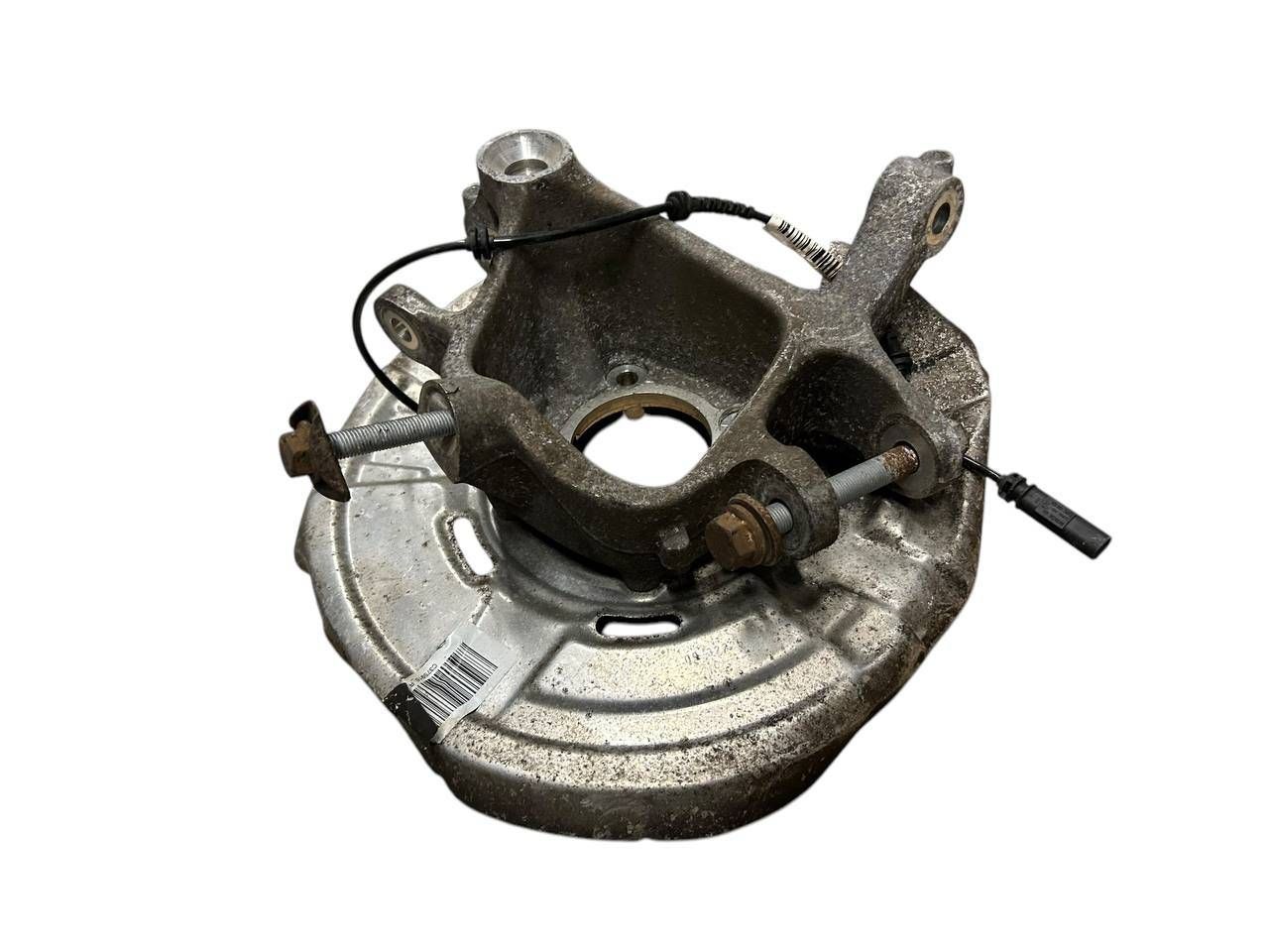 BMW 5 (F10 / F11) Rear wheel hub spindle/knuckle BMW 5 SERIES Rear wheel hub spindle/knuckle OEM...