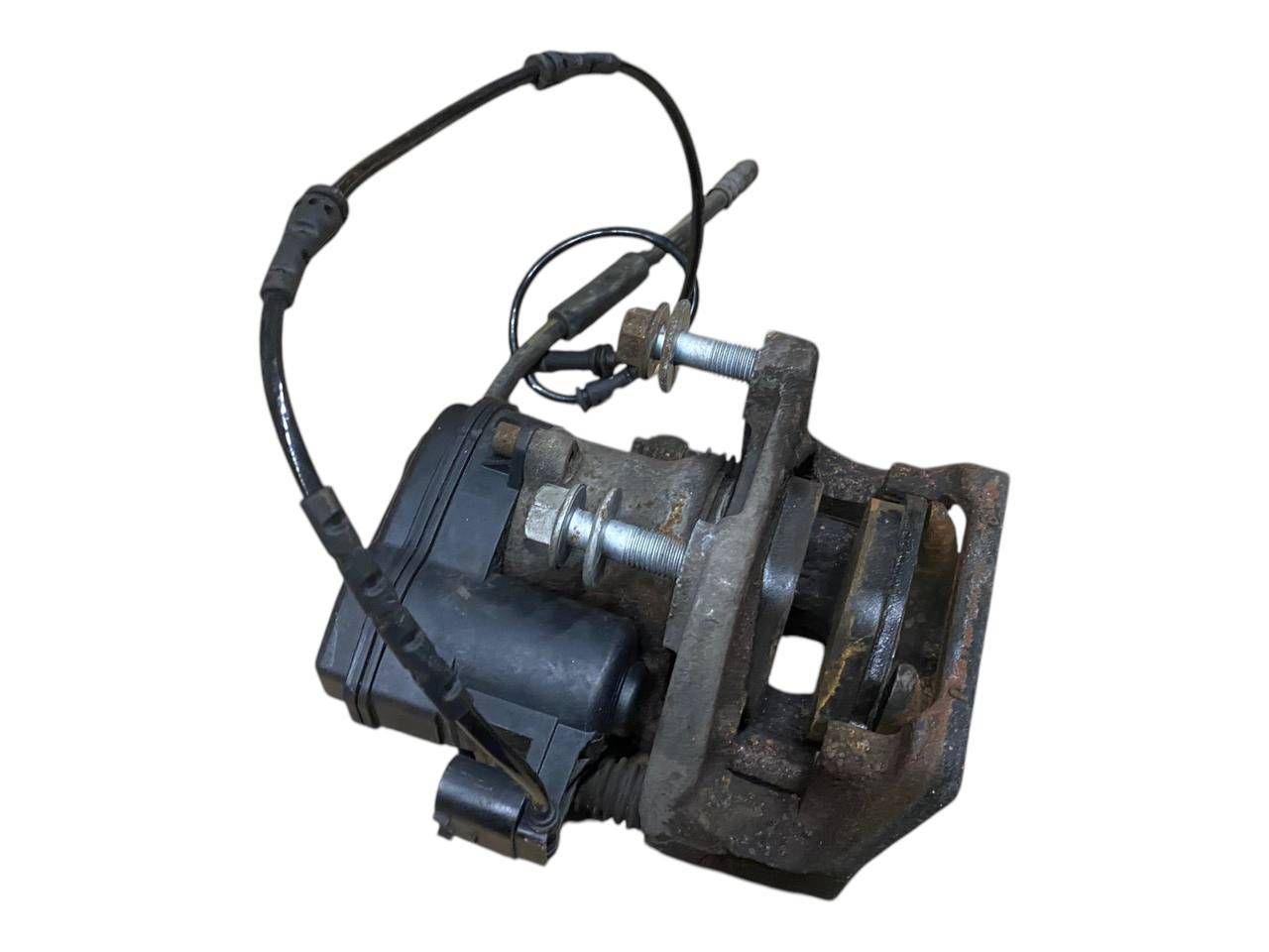 BMW 6 (F06 / F12 / F13) REAR Brake caliper BMW 6 SERIES REAR Brake caliper OEM 6793048

Pa...