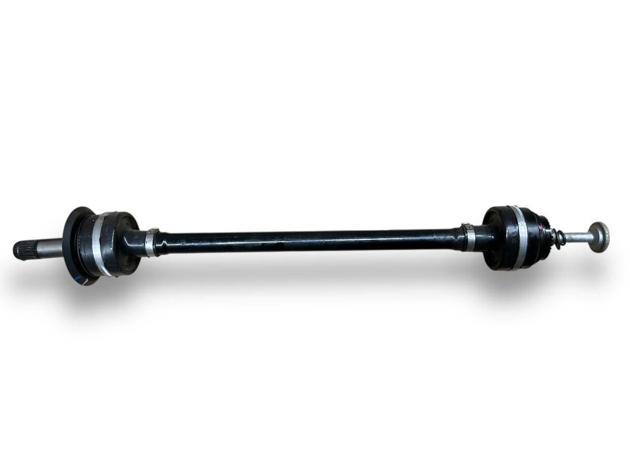 BMW X6 (G06) Rear driveshaft BMW X6 Rear driveshaft OEM 8487523

Part codes:...