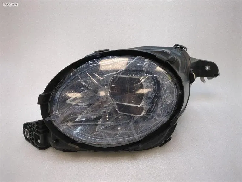 Bentley Bentayga Left Headlamp Bentley BENTAYGA Left Headlamp 36A MK2

Part co...