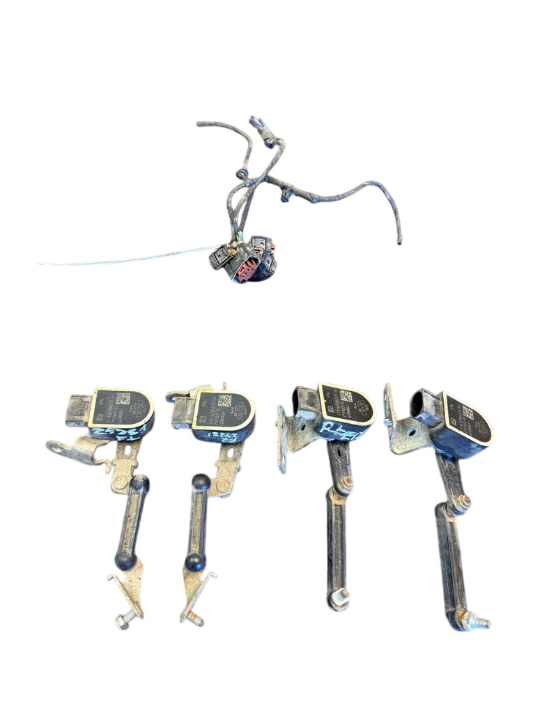 BMW 5 (F10 / F11) Suspension height level sensor kit / set 37146784072 6784072 37146784075 6784075 Suspens...