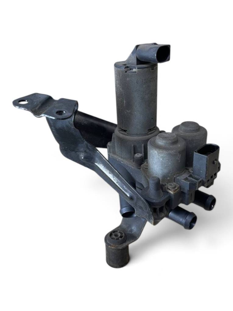 Mercedes-Benz A (W169) Heater Bypass Valve Mercedes-Benz S-Class Heater Bypass Valve 39202...