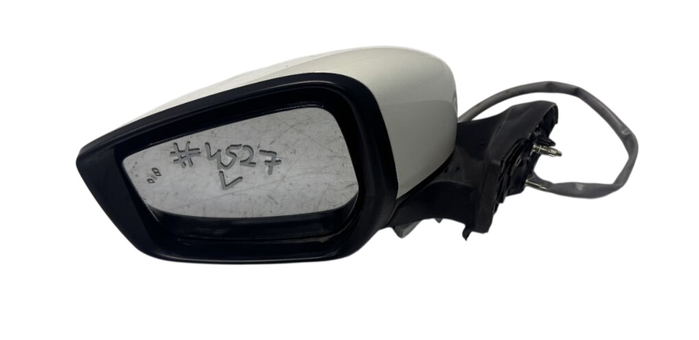 Nissan Leaf peegel (vasak) Nissan Leaf Mirror left 963025SH1E

Part codes:...