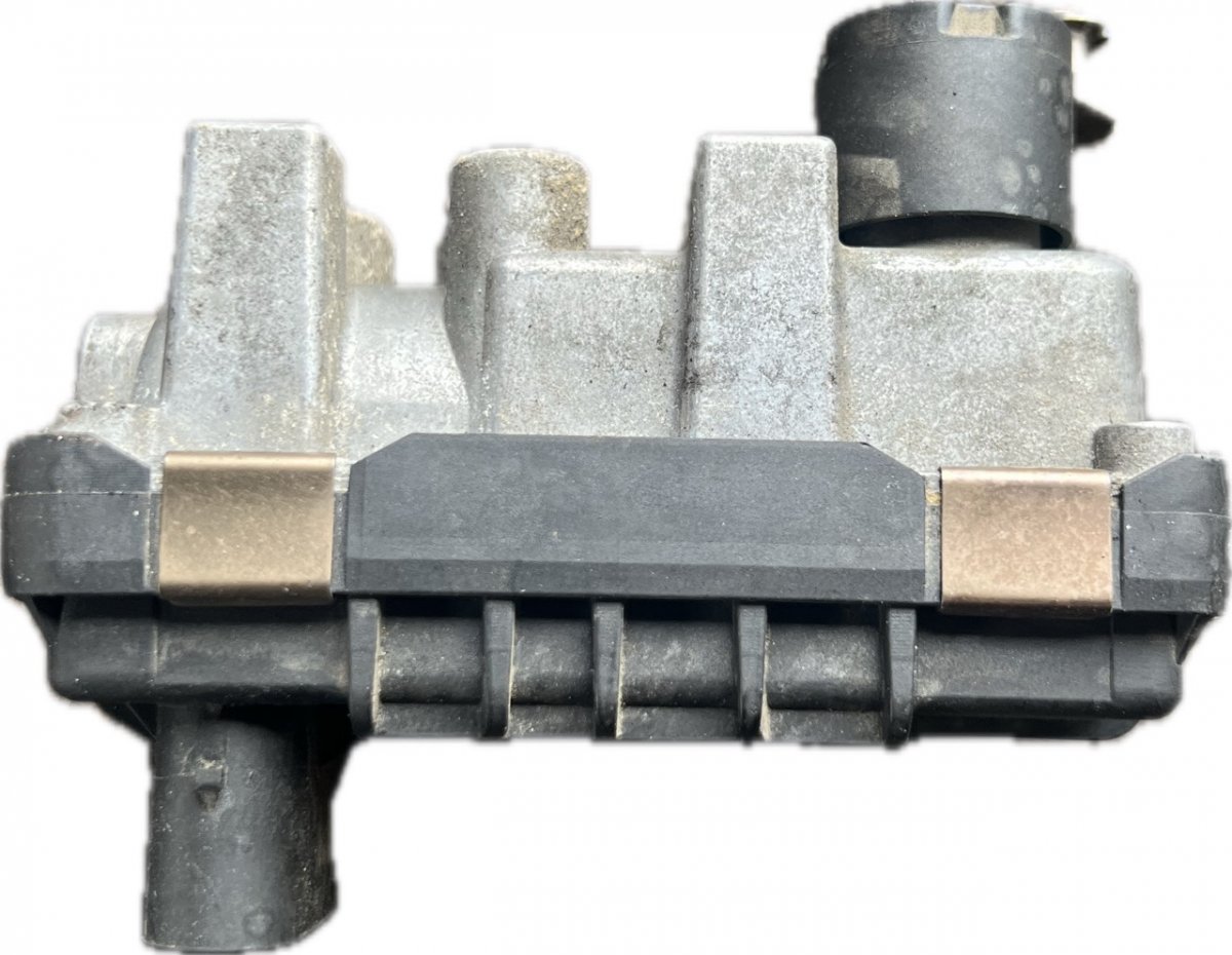 Mercedes-Benz A (W169) Turbocharger control valve / actuator NW009660 Turbocharger control valve / actuator ...