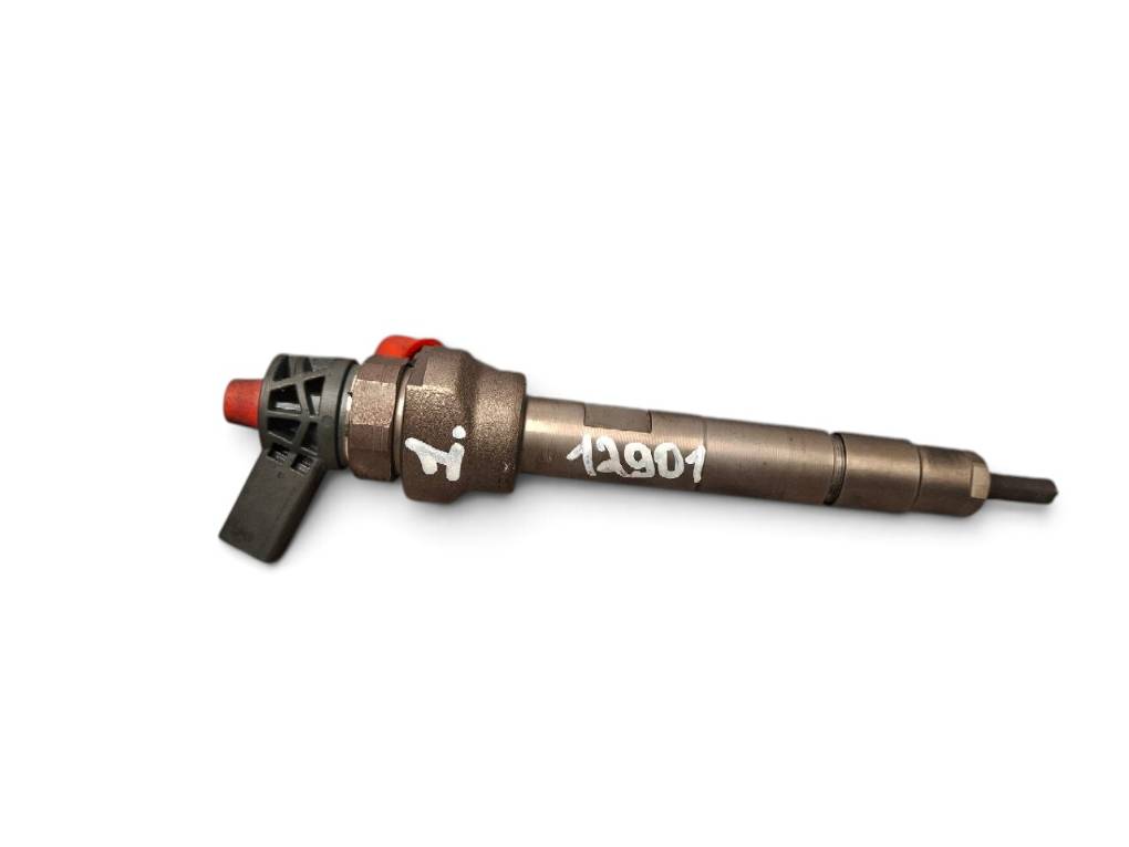 BMW 5 (E60 / E61) Fuel Injector BMW 5 Series Fuel Injector 781070202

Part code...