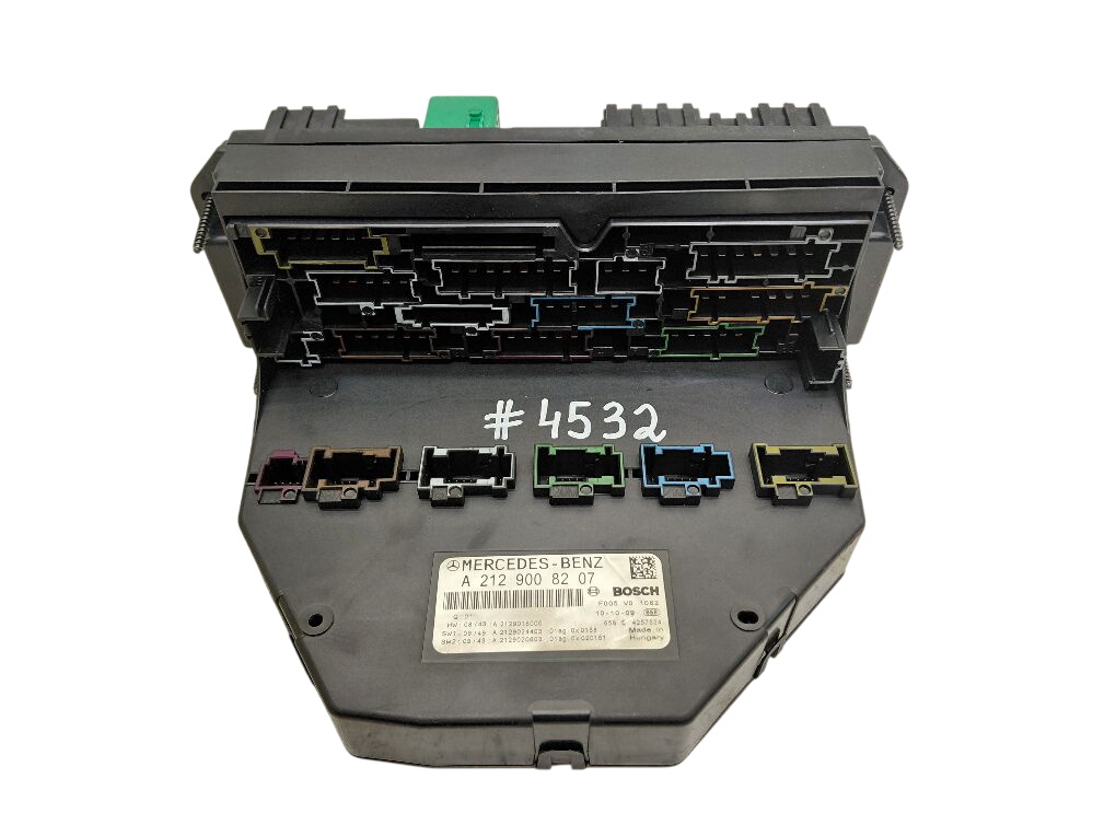Mercedes-Benz A (W176) Fuse box A2129008207 Fuse box MERCEDES-BENZ C-CLASS (W20...