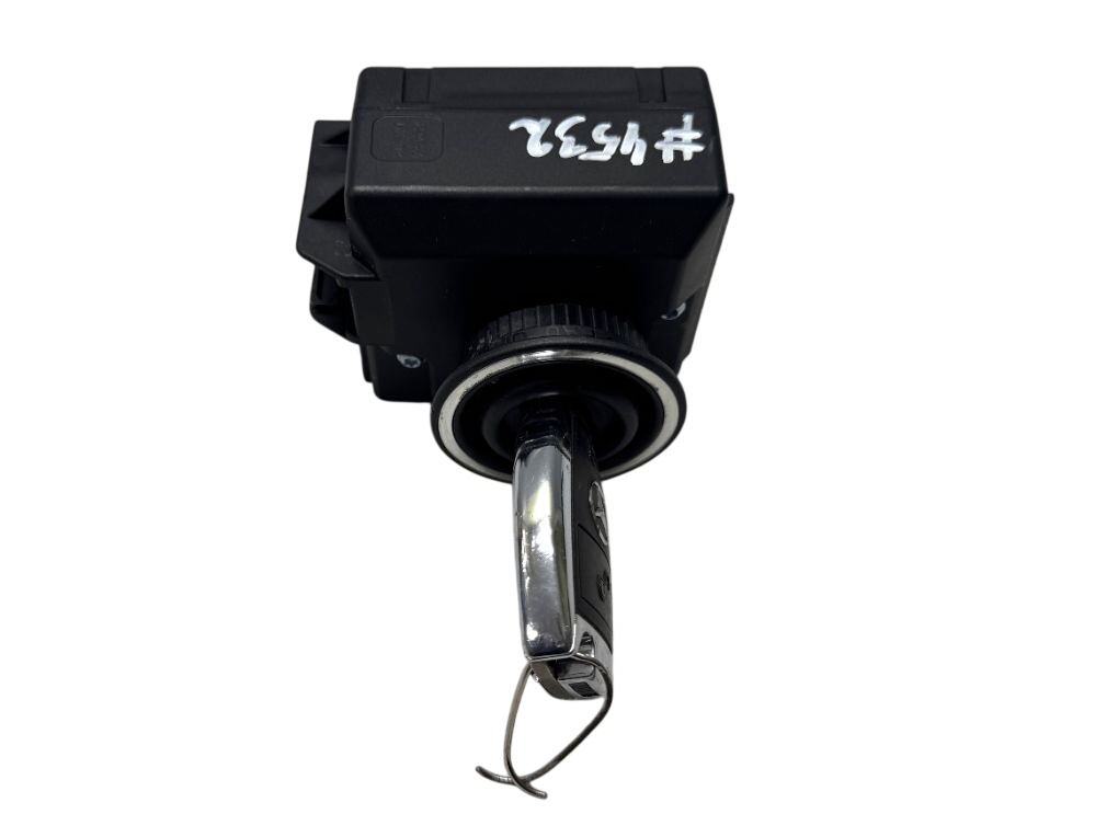 Mercedes-Benz A (W176) Ignition switch lock (ignition barrel) A2075450108 Ignition switch lock (ignition barr...