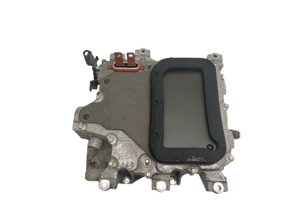 Nissan Leaf Hybrid converter / inverter Hybrid converter / inverter — NISSAN LEAF II (Z...