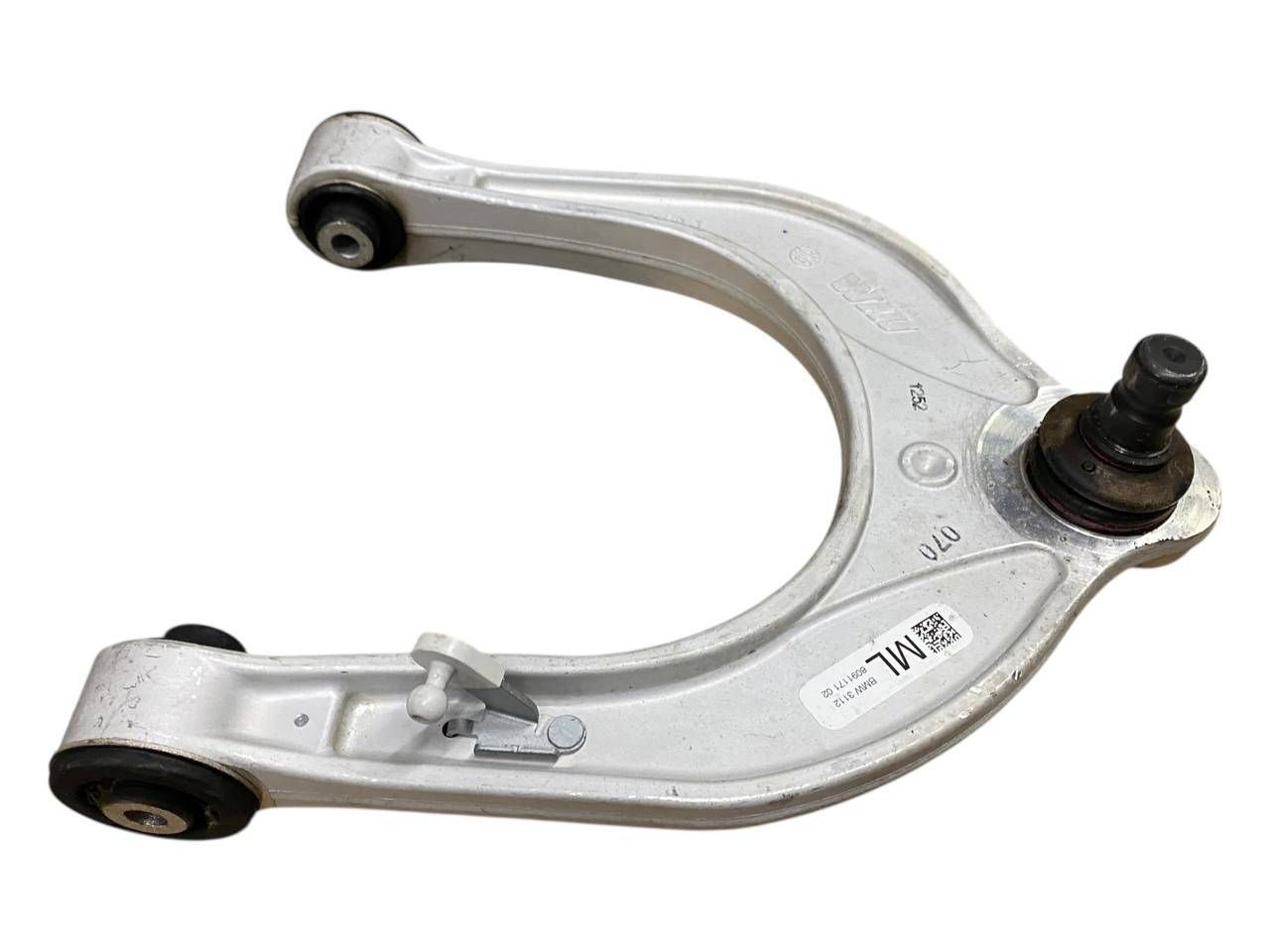 BMW X5 (G05) Front upper control arm/wishbone BMW X5 Front upper control arm/wishbone OEM 809...